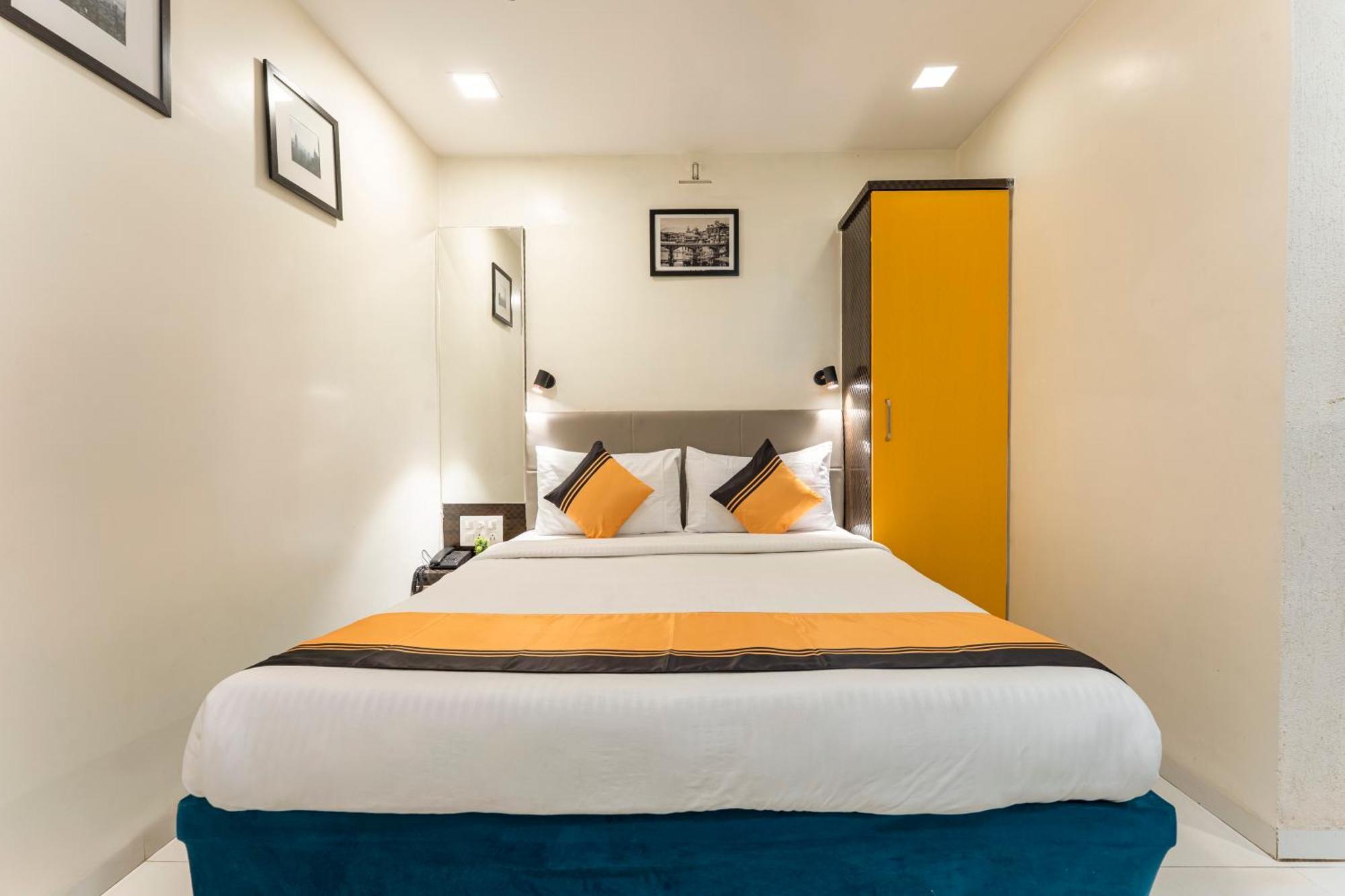 Itsy Bindra Elite Hotel 3*