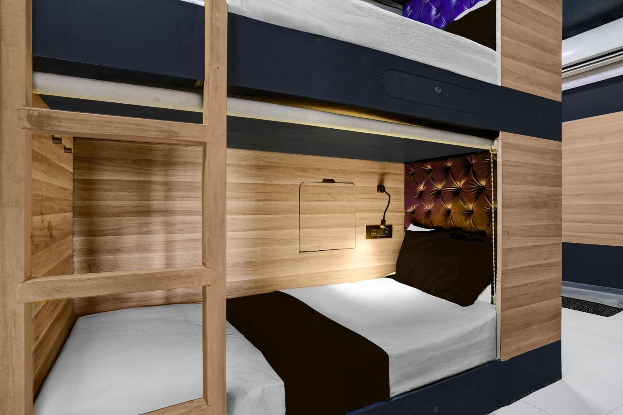 Hotel O We Mumbai