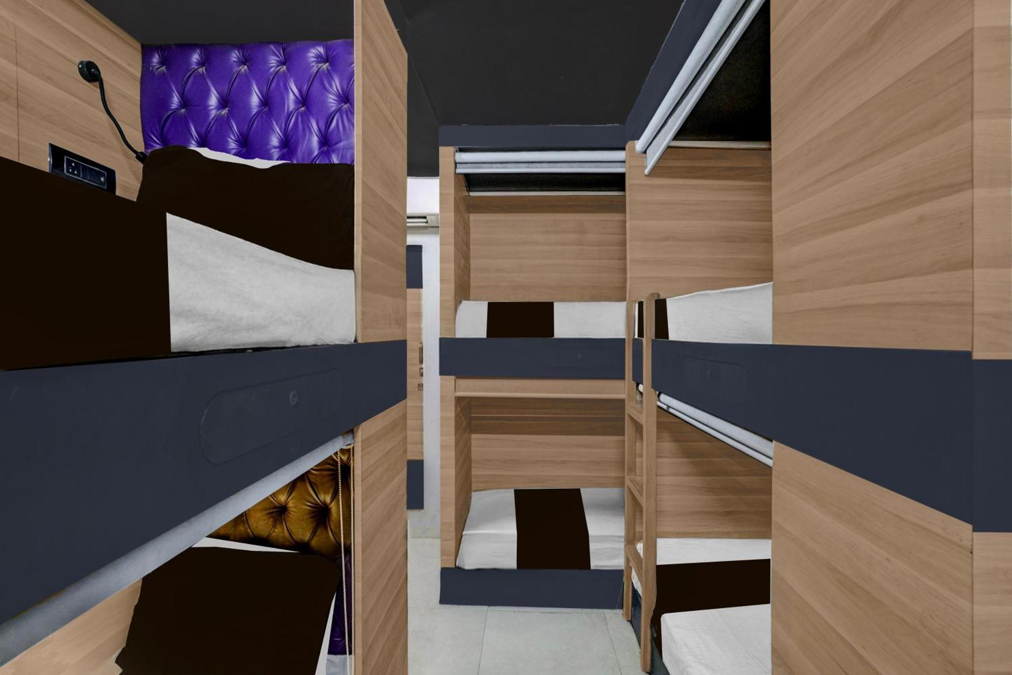 Hotel O We 3*