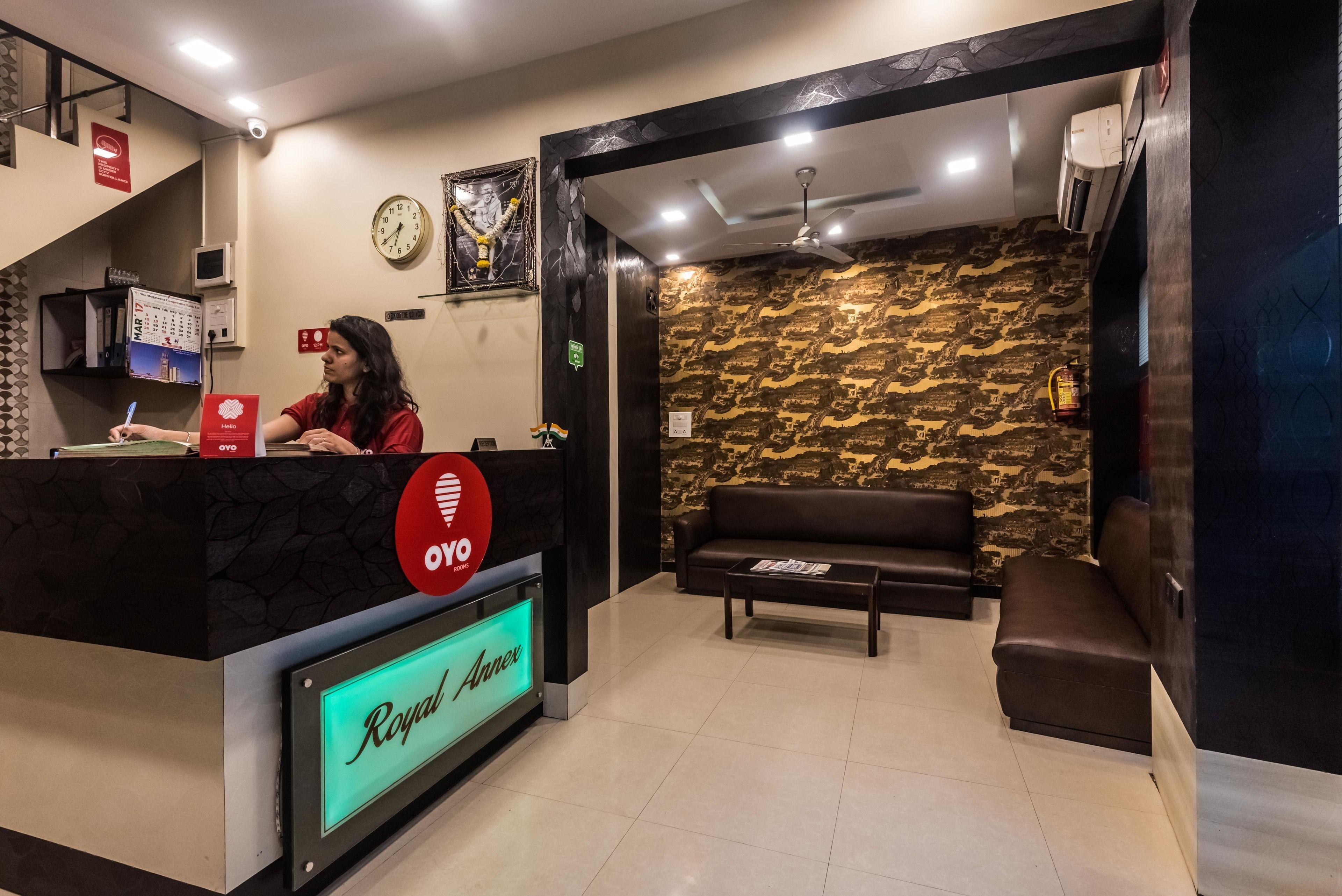 Hotel O Royal Grand Near Chhatrapati Shivaji International Airport 3*