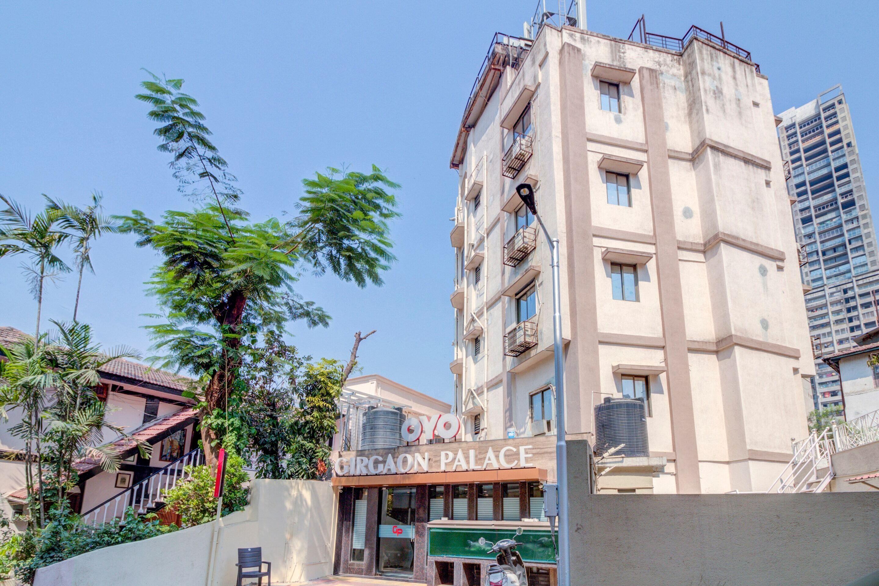 Oyo 9748 Girgaon Palace 3*