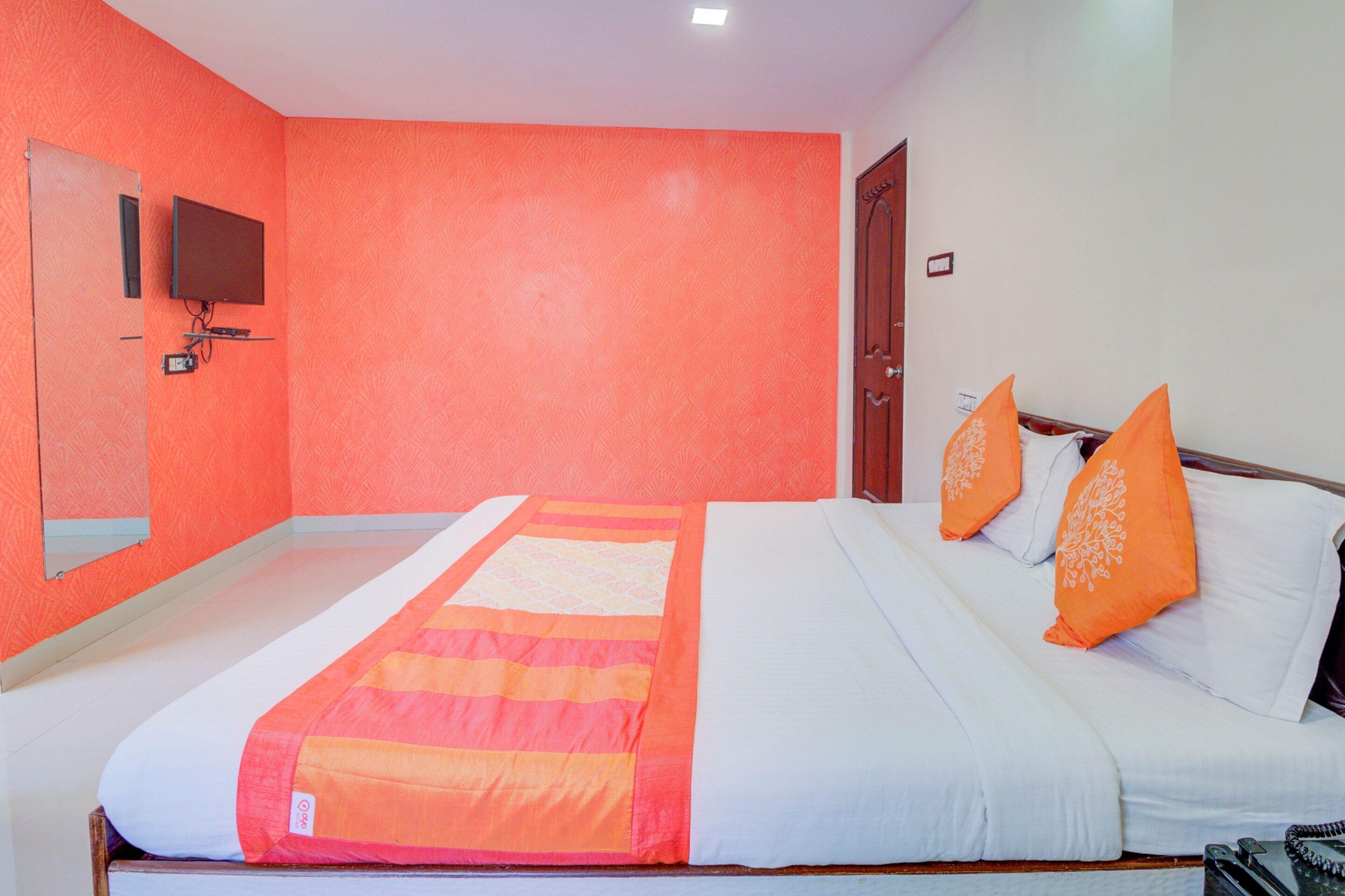 Oyo 9748 Girgaon Palace 3* Mumbai