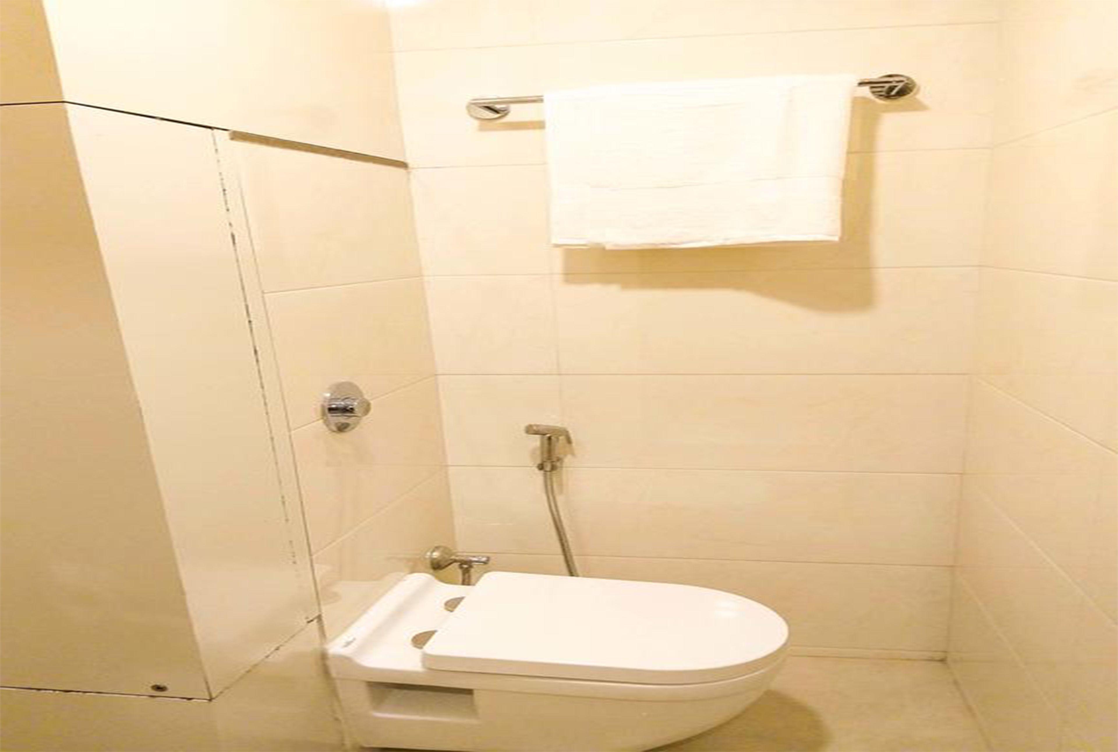 Carlton - Behind Taj Mahal Palace Colaba