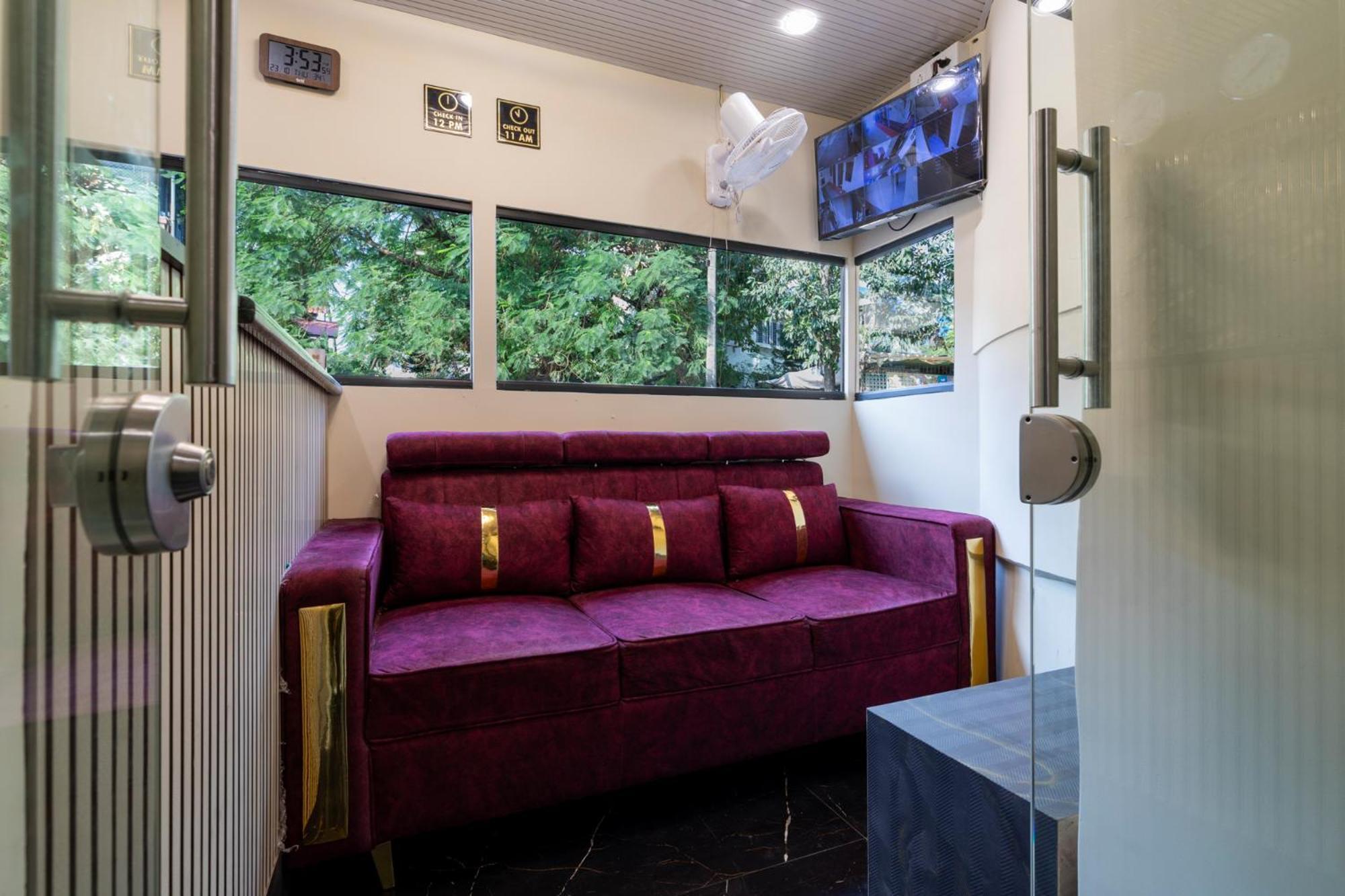 Metroplex Near Bkc Mumbai