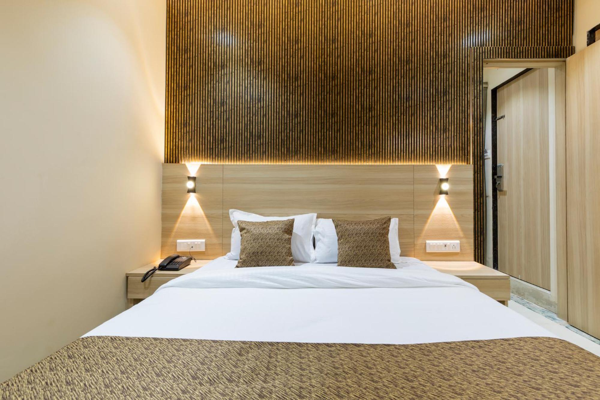 Hotel Metroplex Near Bkc Mumbai