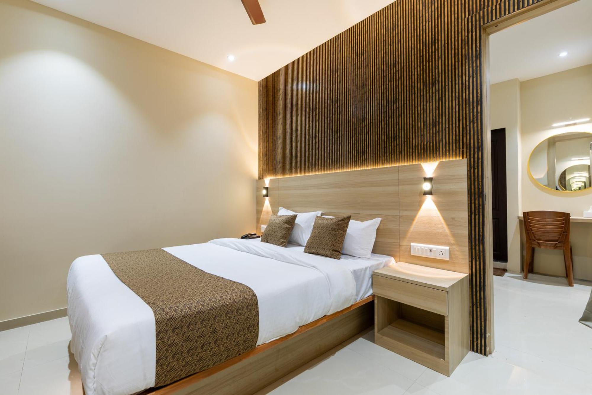 Hotel Metroplex Near Bkc Mumbai