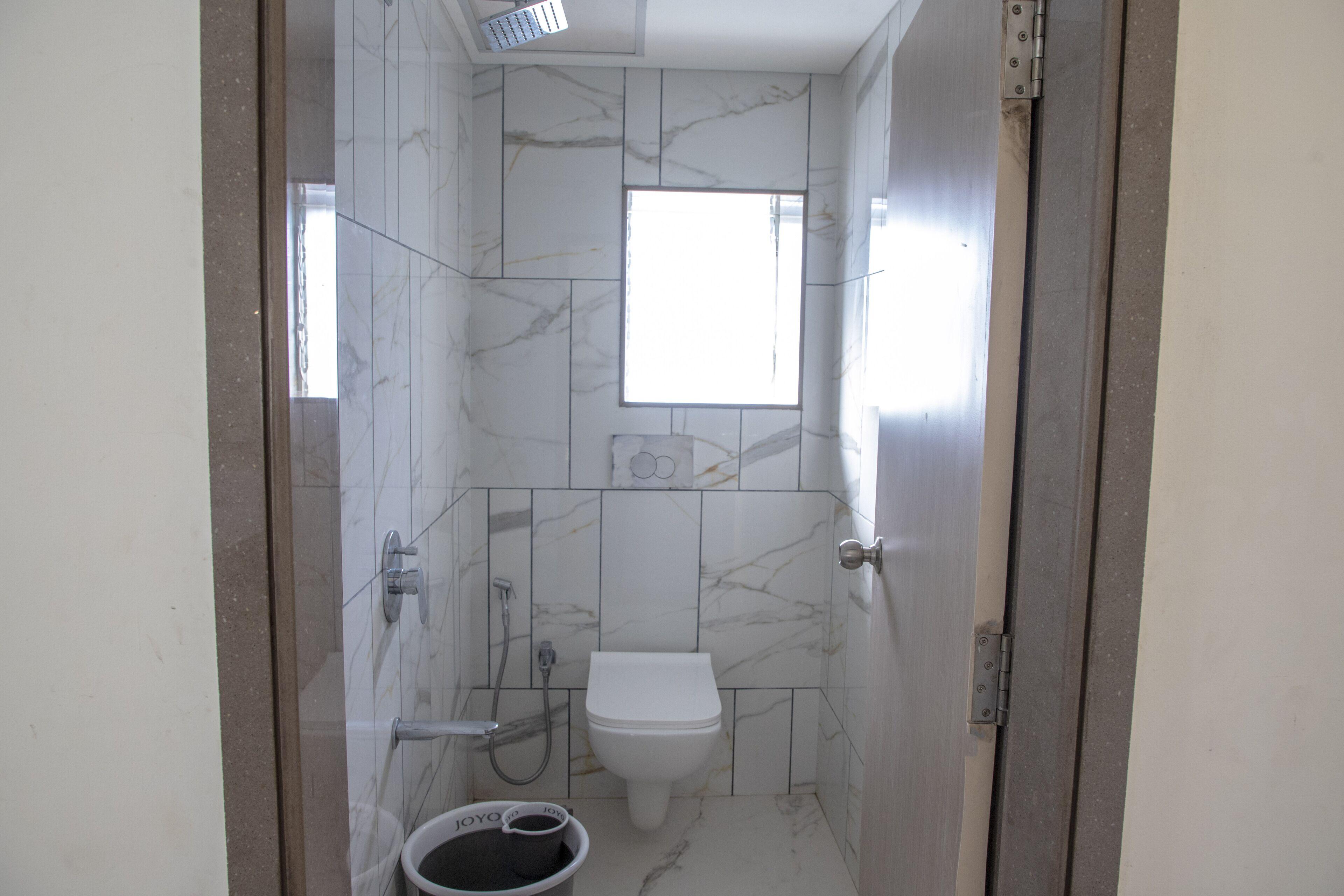 Hostel Empire Royale *