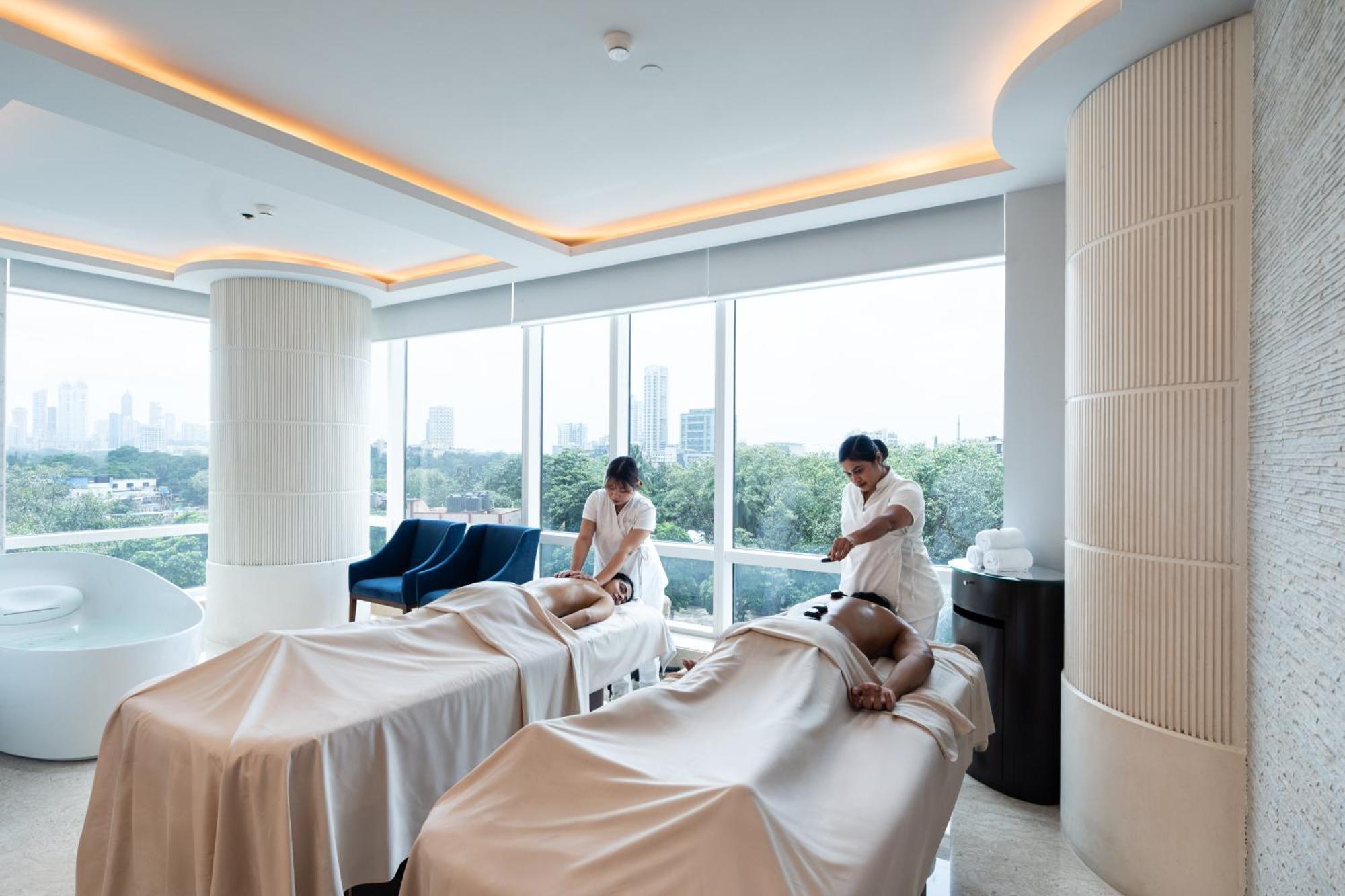 Four Seasons 5*