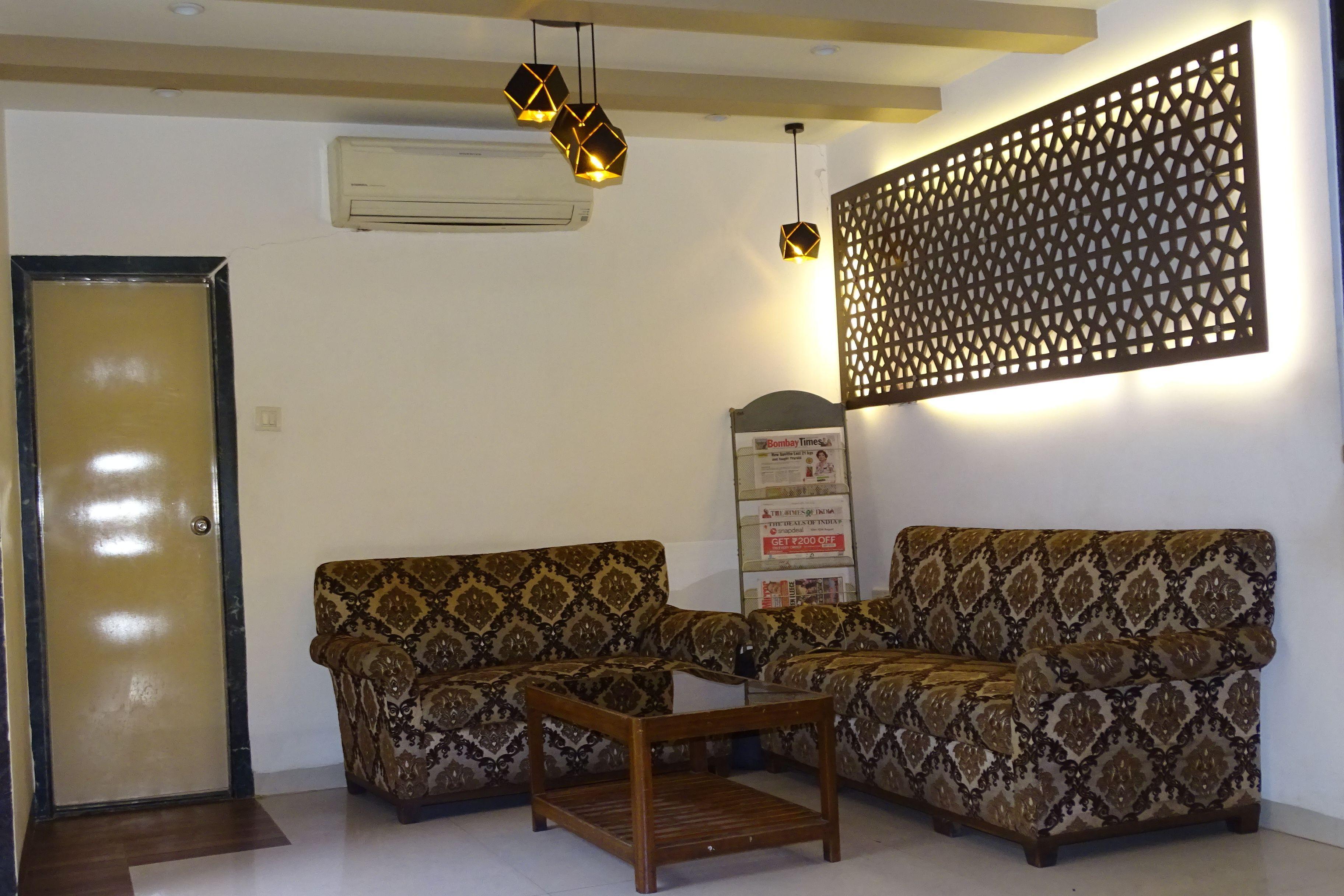 Sunshine Airport Hotel 3*