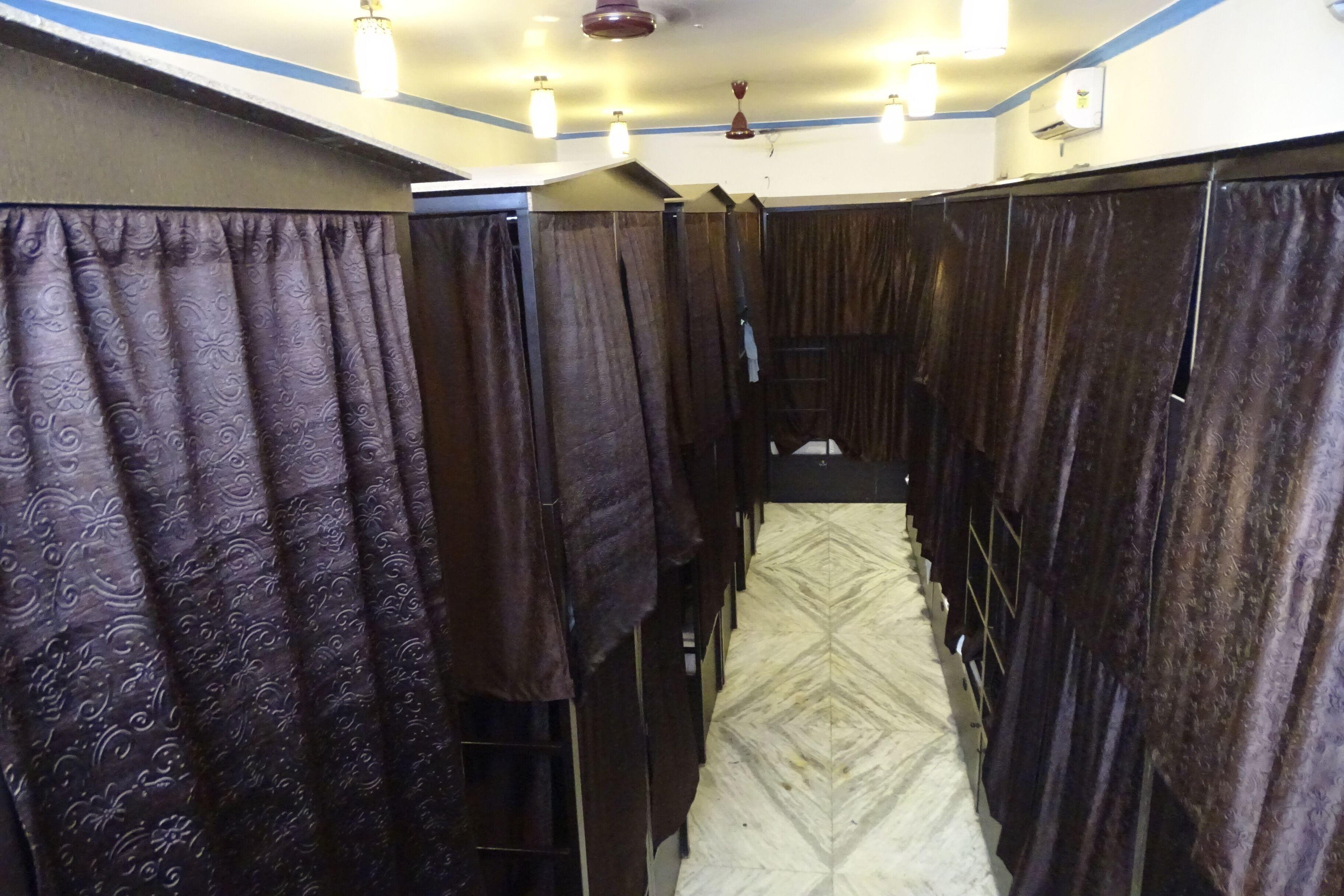 Sunshine Airport Hotel 3*