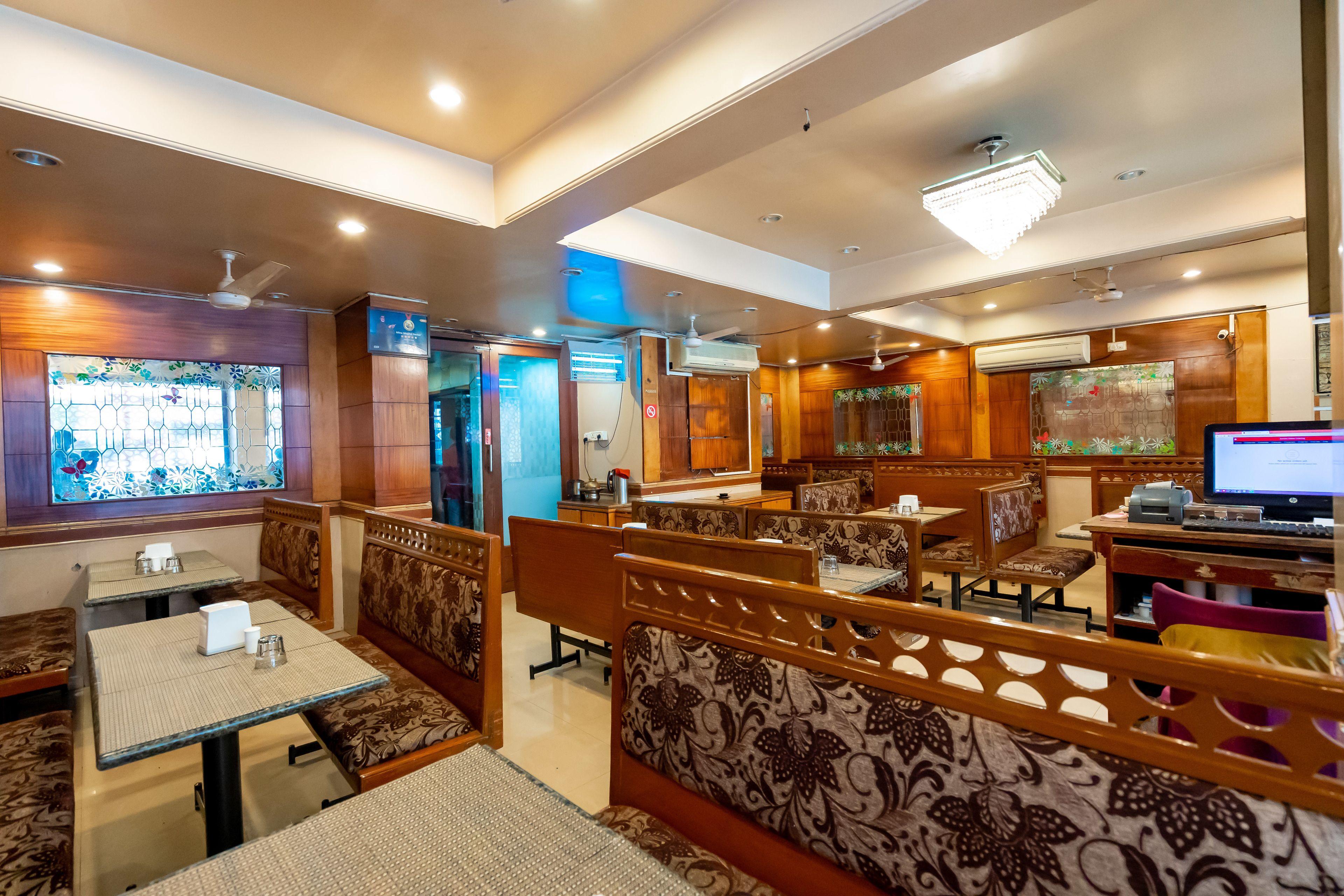 Hotel Mina International