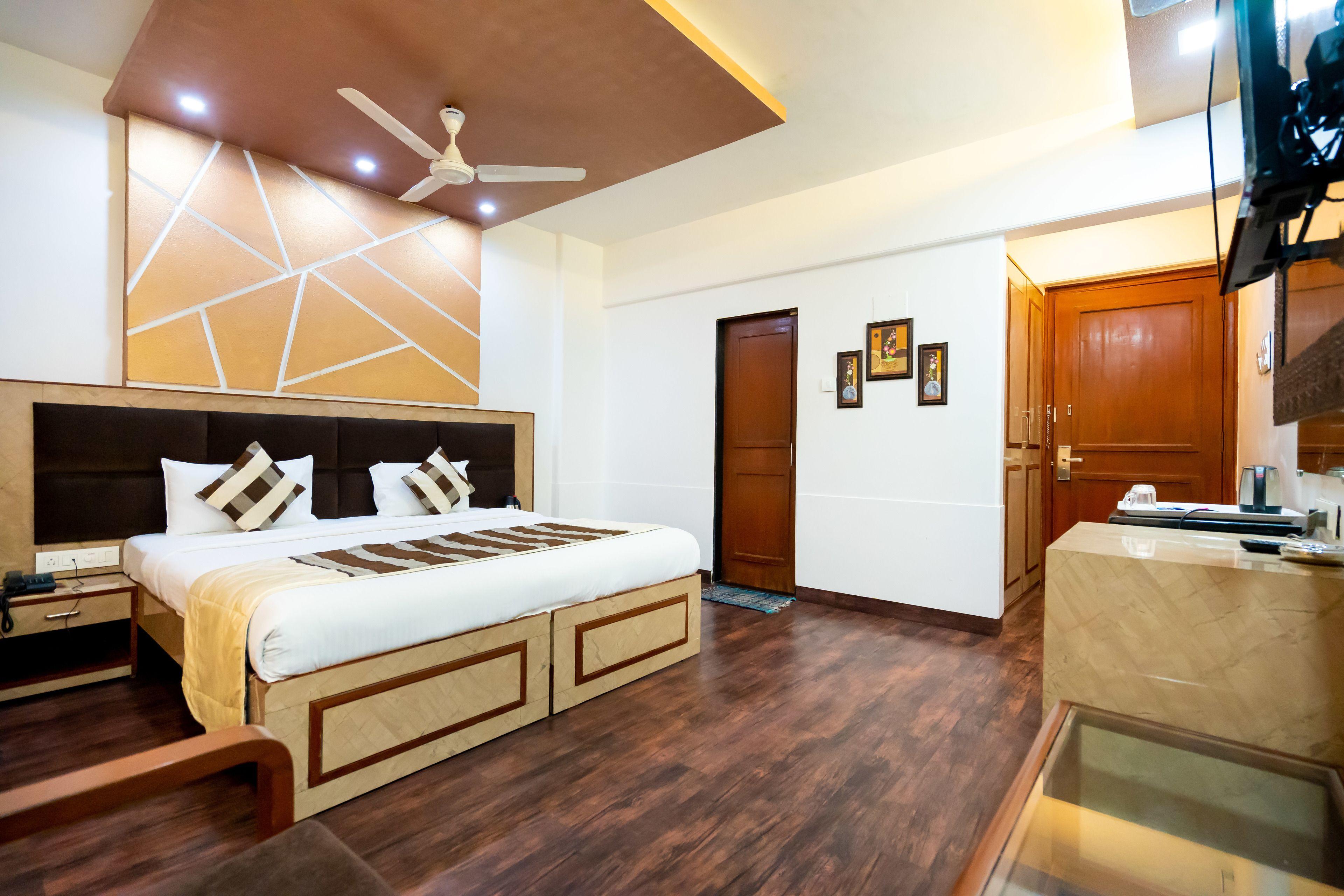 Hotel Mina International