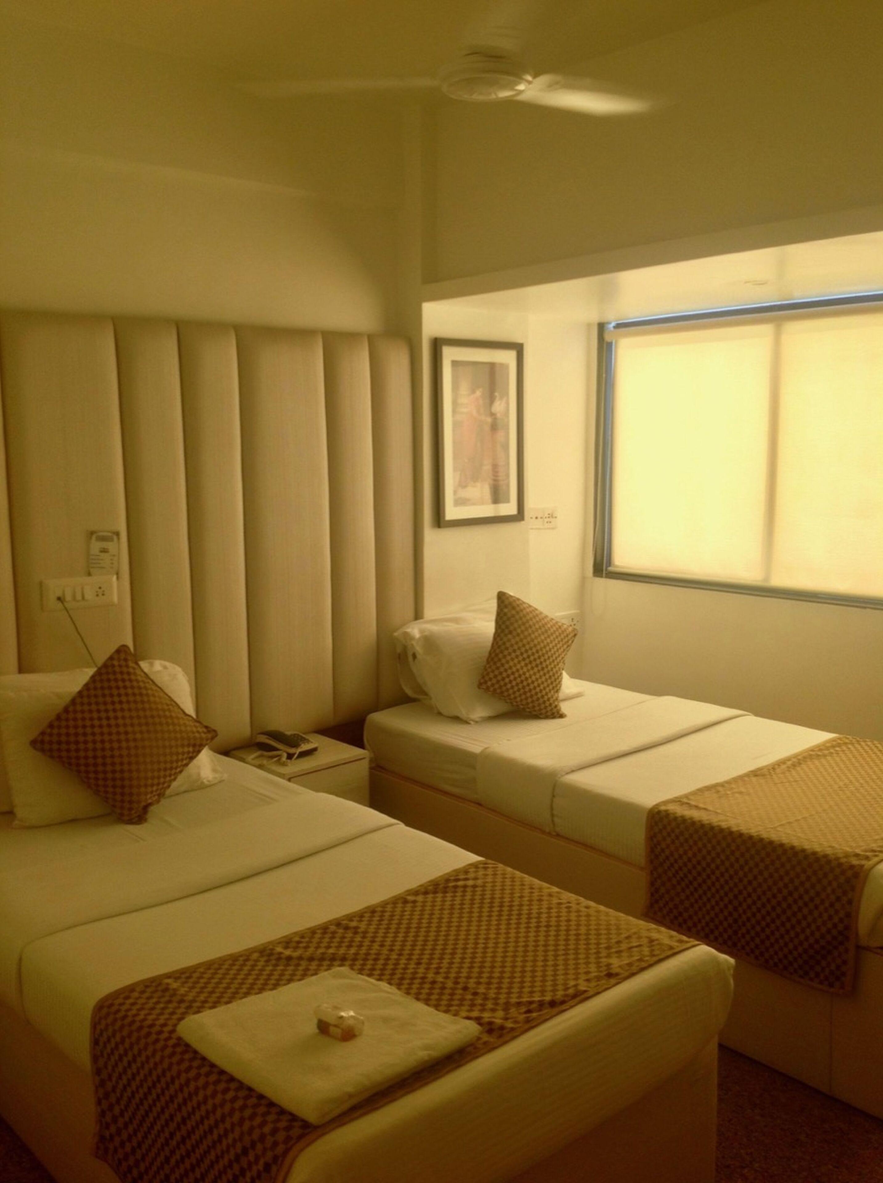 Hotel Samraj 3*