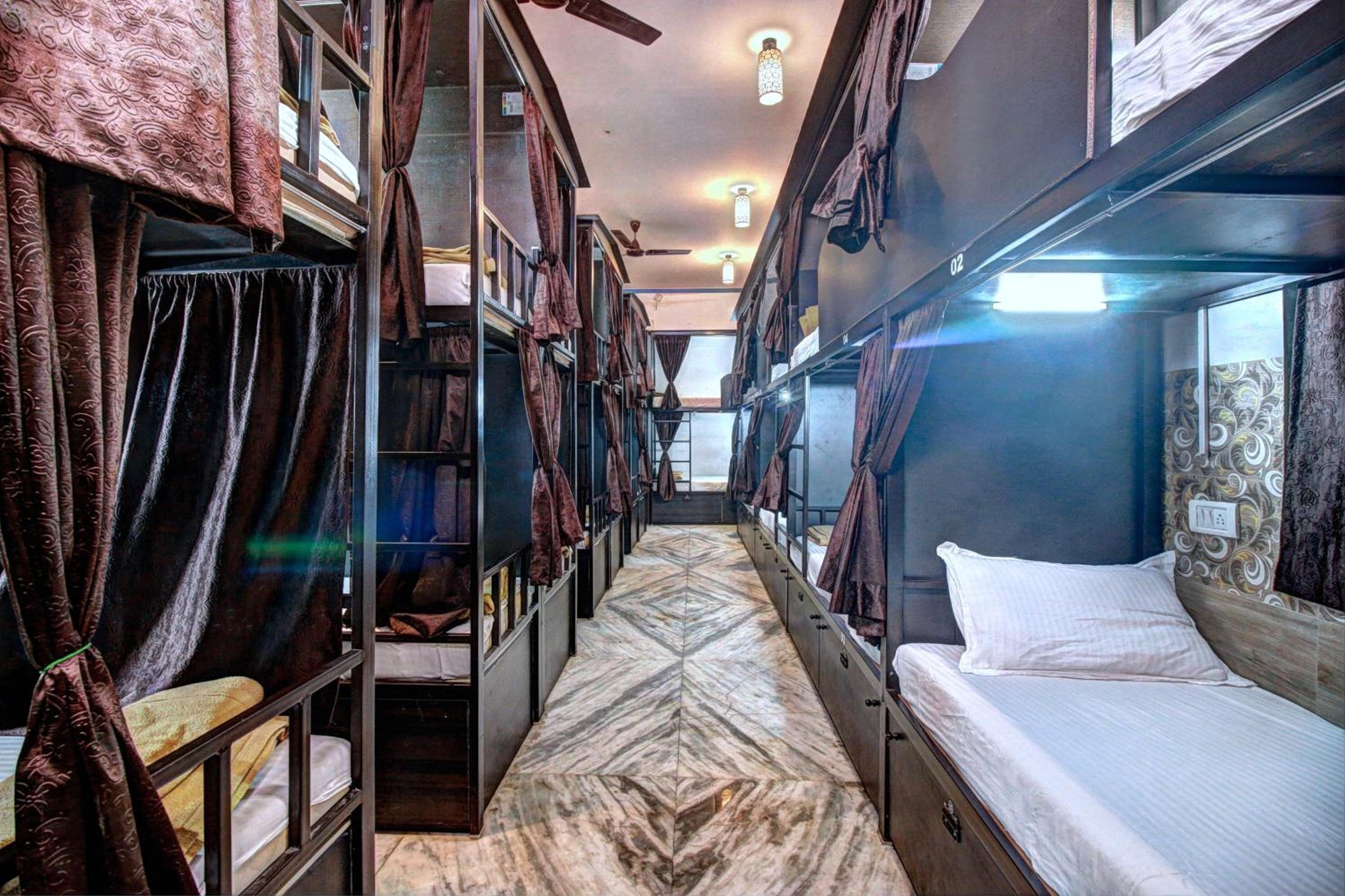 Sunshine Backpackers, Airport Hostel Mumbai