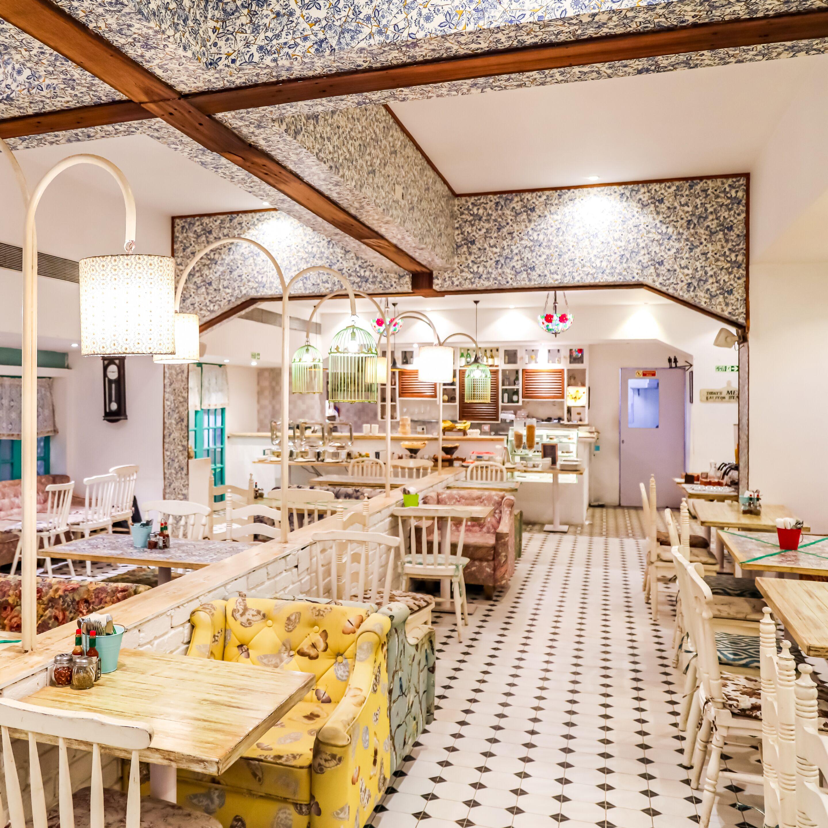 Bloom - Juhu
