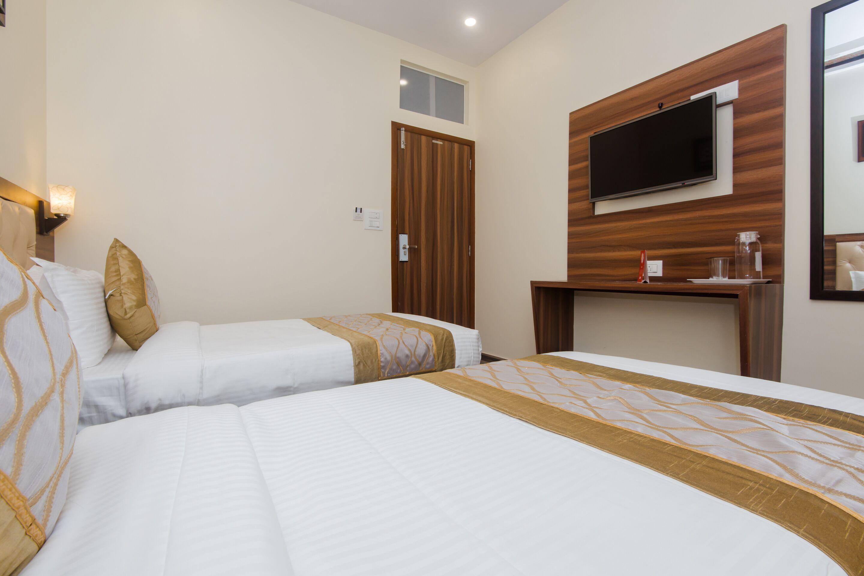 Fabhotel Axis International - Nr International Airport Hotel 3*