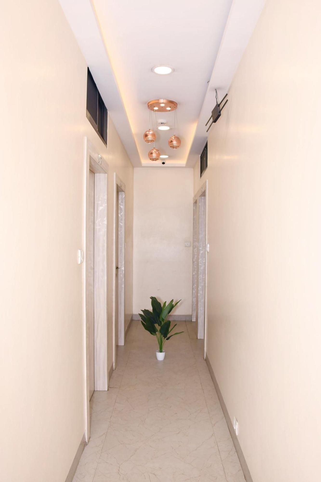 Hotel Kiwi International,hotel,mumbai 3*