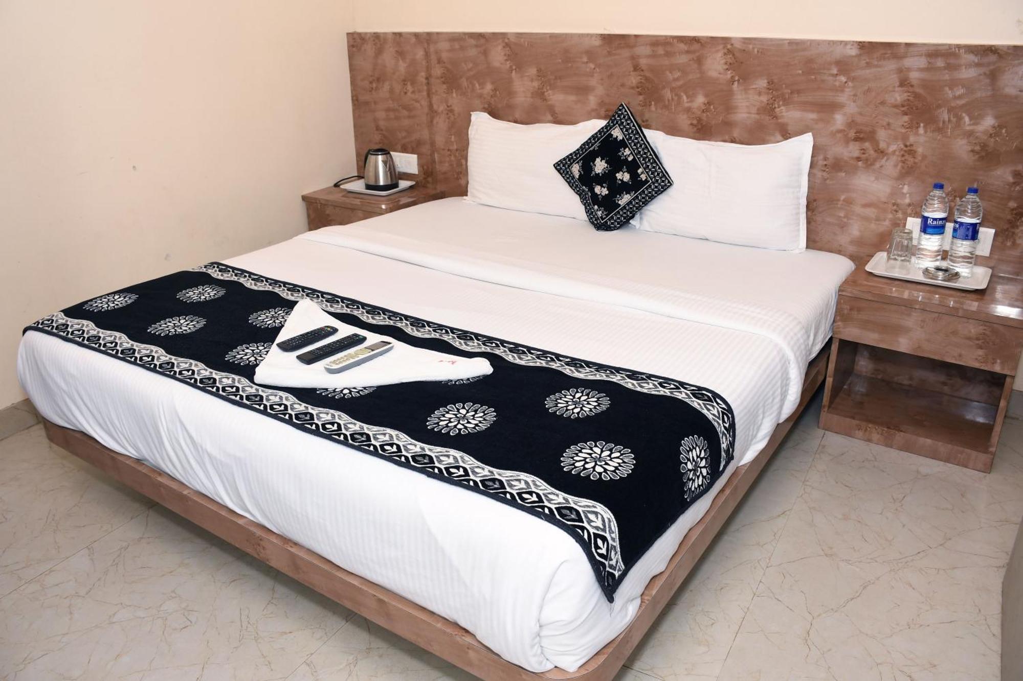 Kiwi International,hotel,mumbai Hotel