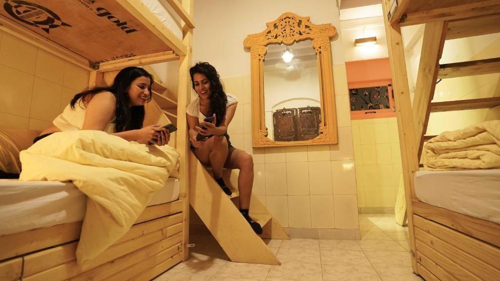 Gosolo Bandra Hostel *