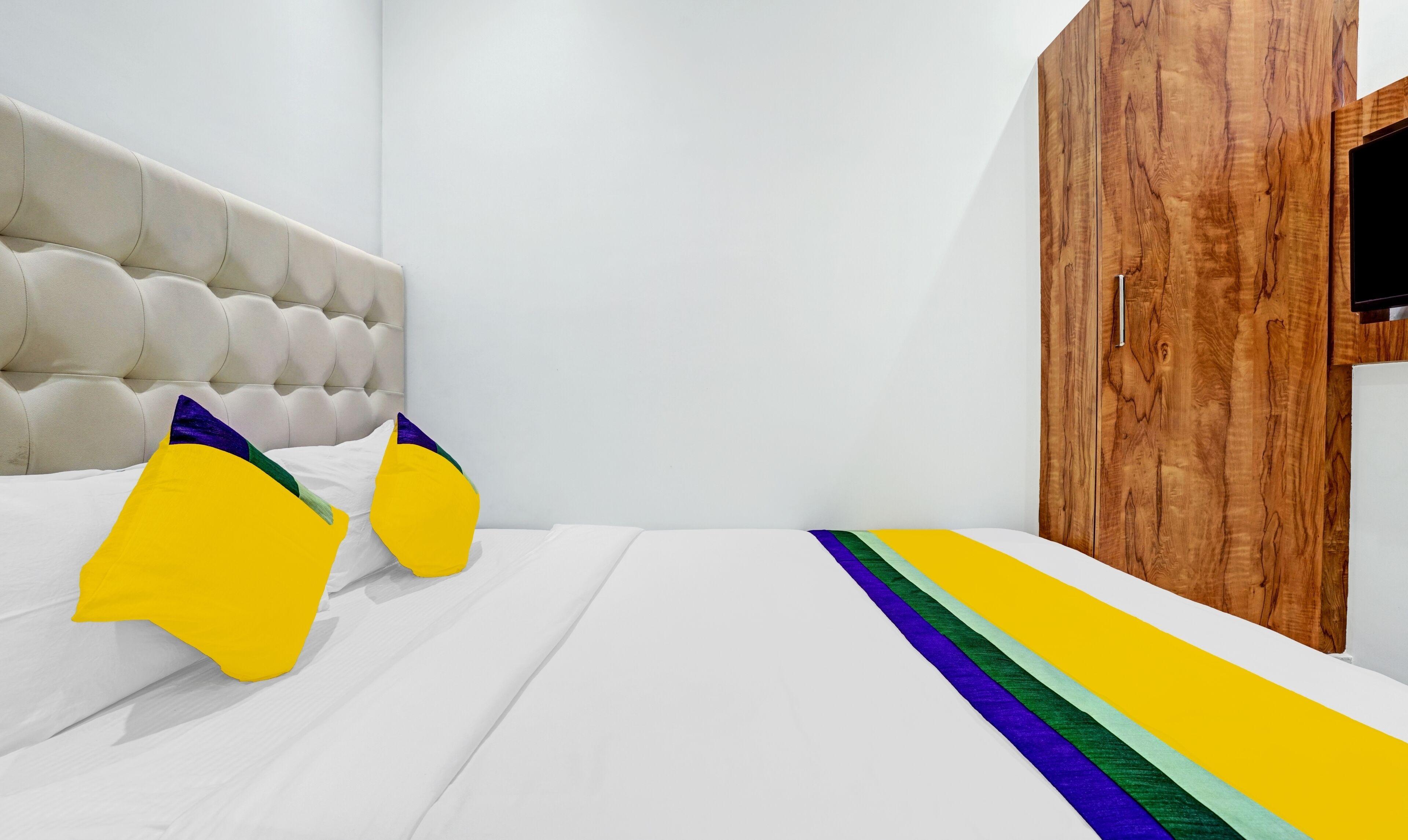 Hotel Heraa International