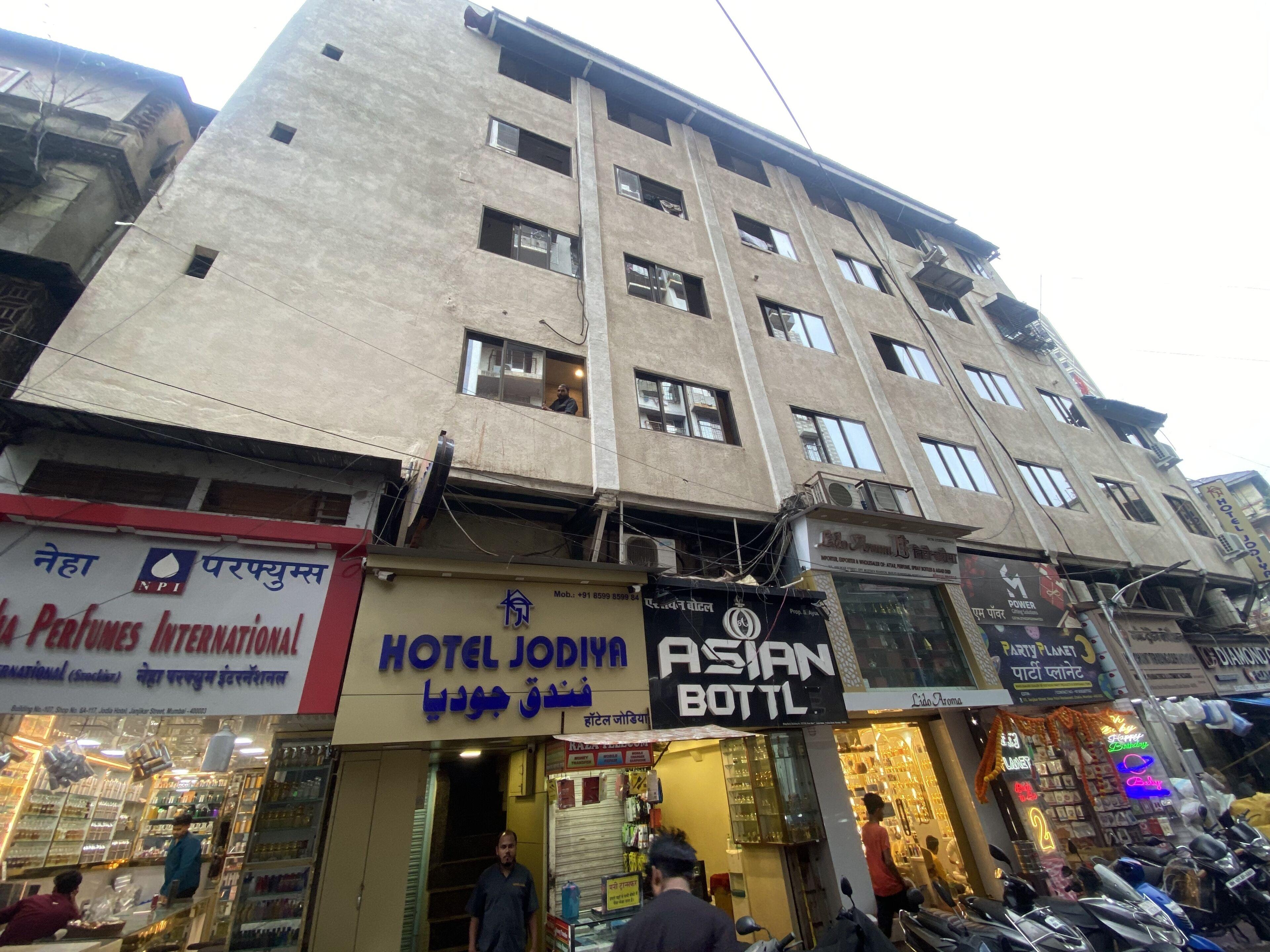 Hotel Jodiya - Near Cst 2*