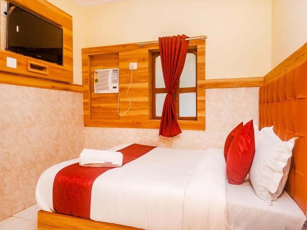 Aman Near Cst 2* Mumbai