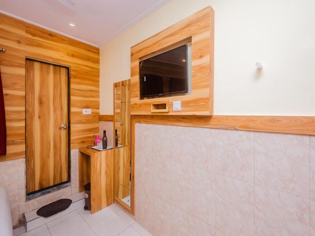 Aman Near Cst 2* Mumbai