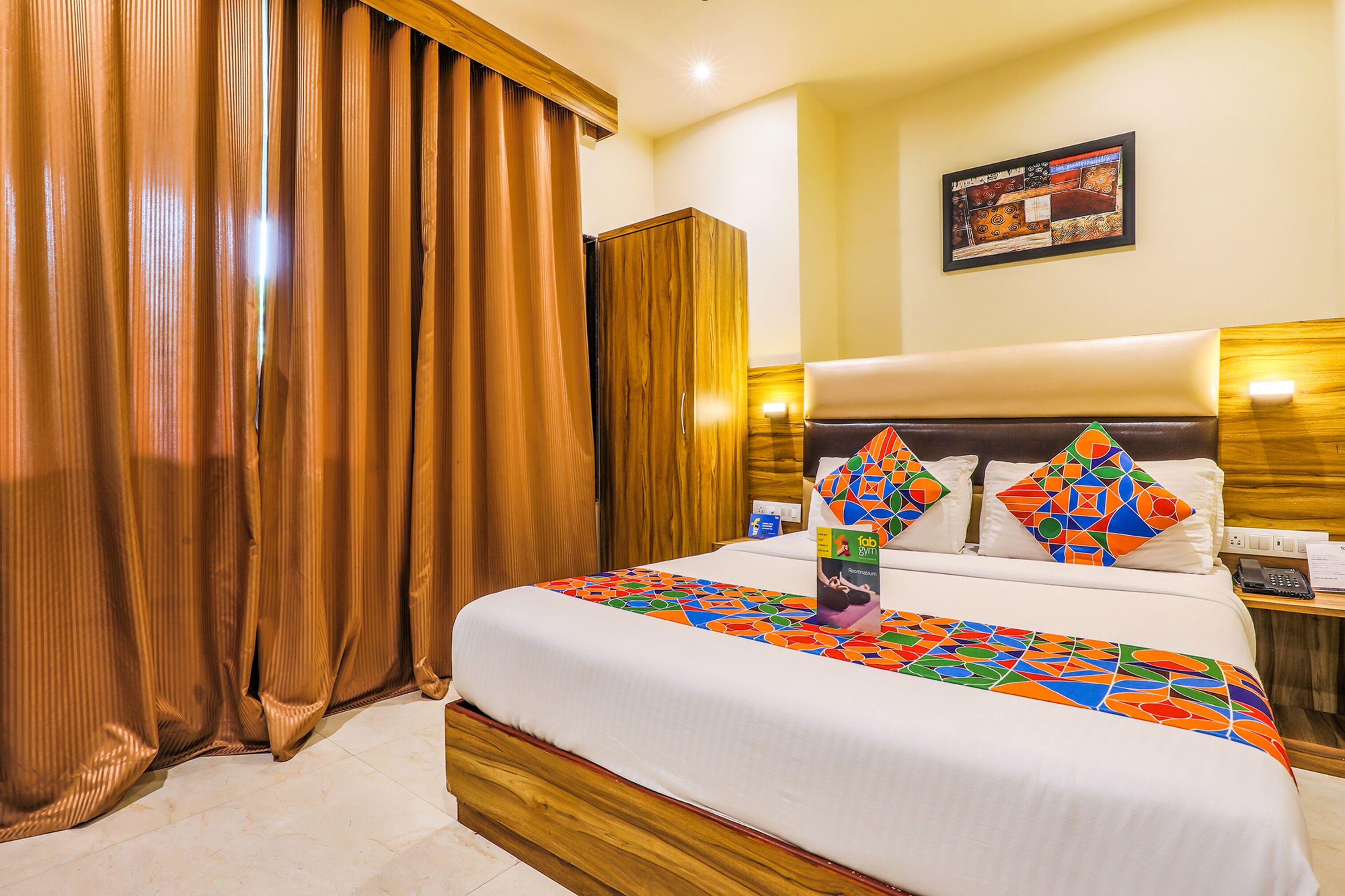 Hotel Fabhotel Liwa International - Nr International Airport Mumbai