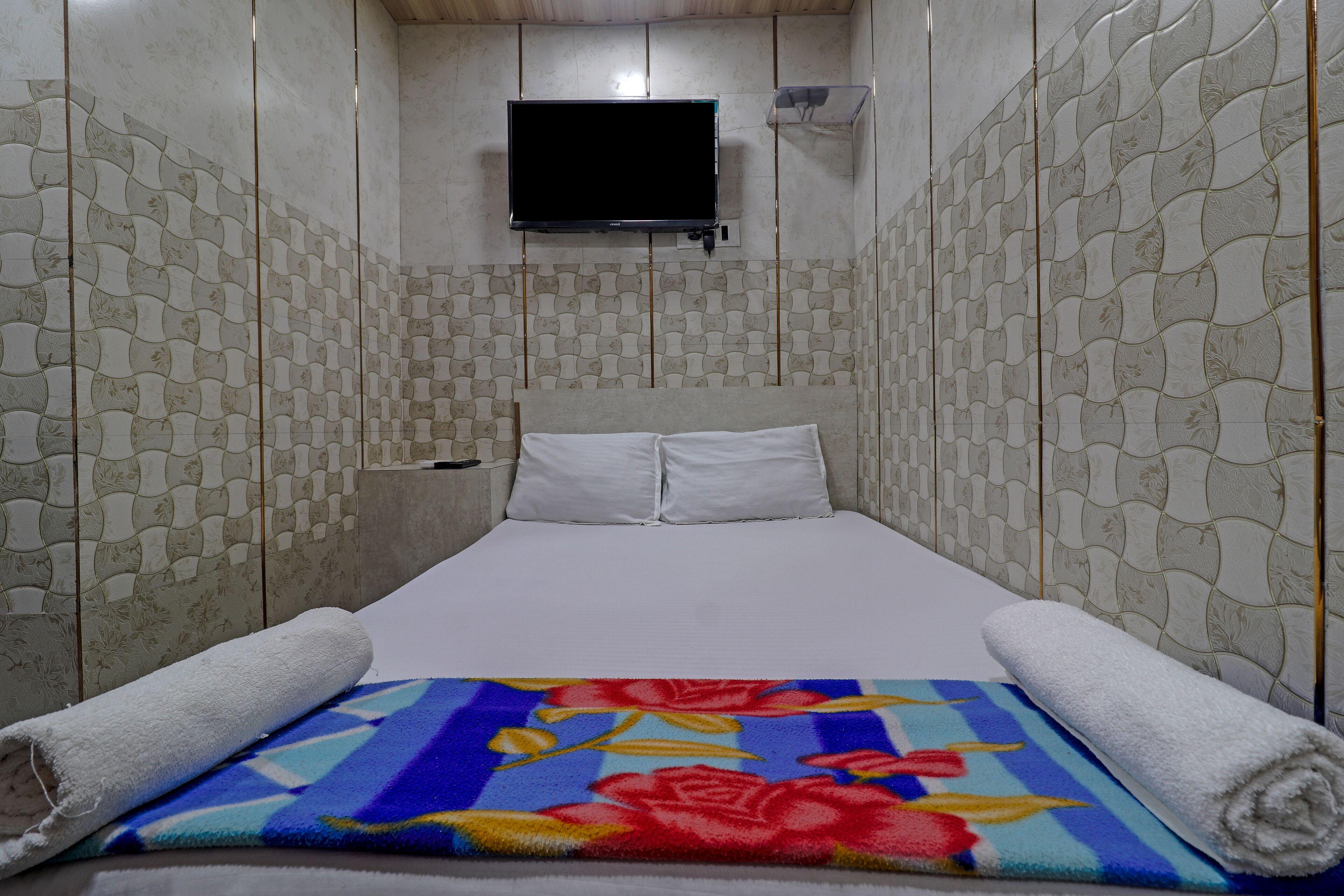 Oyo 72150 Capital Hotel