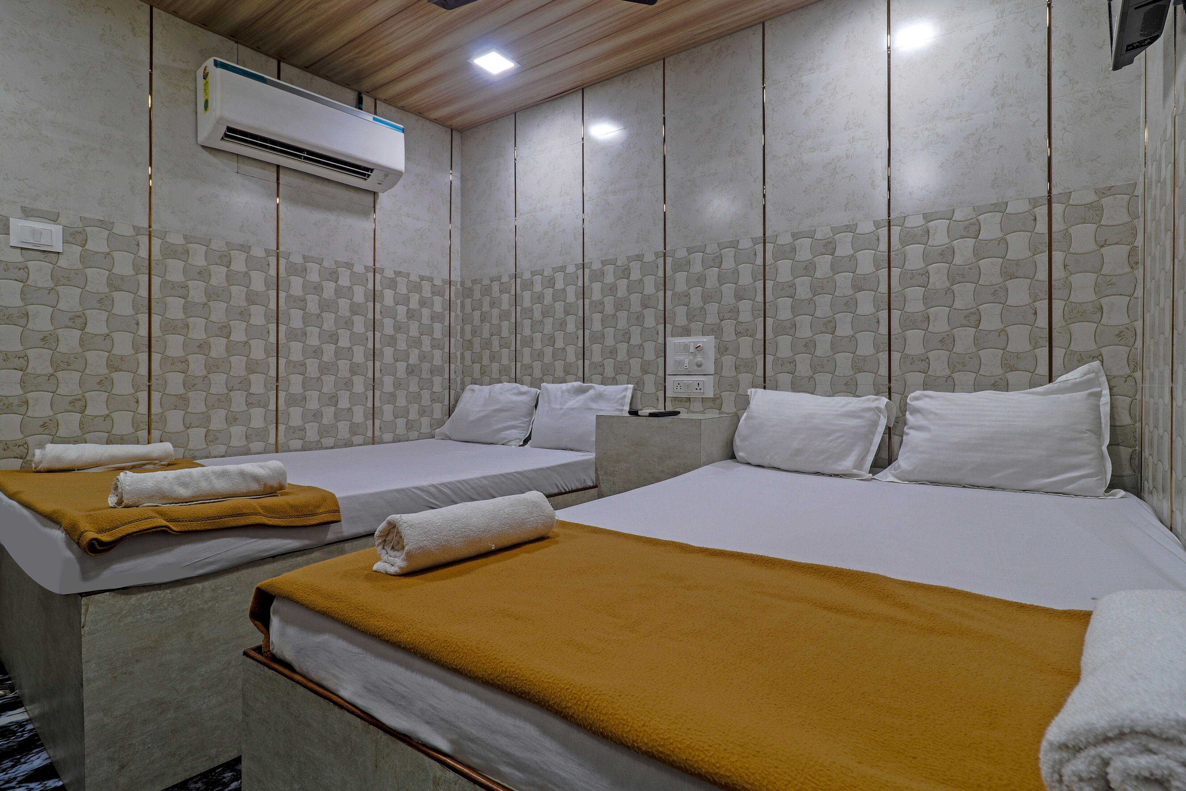 Oyo 72150 Capital Hotel 3*