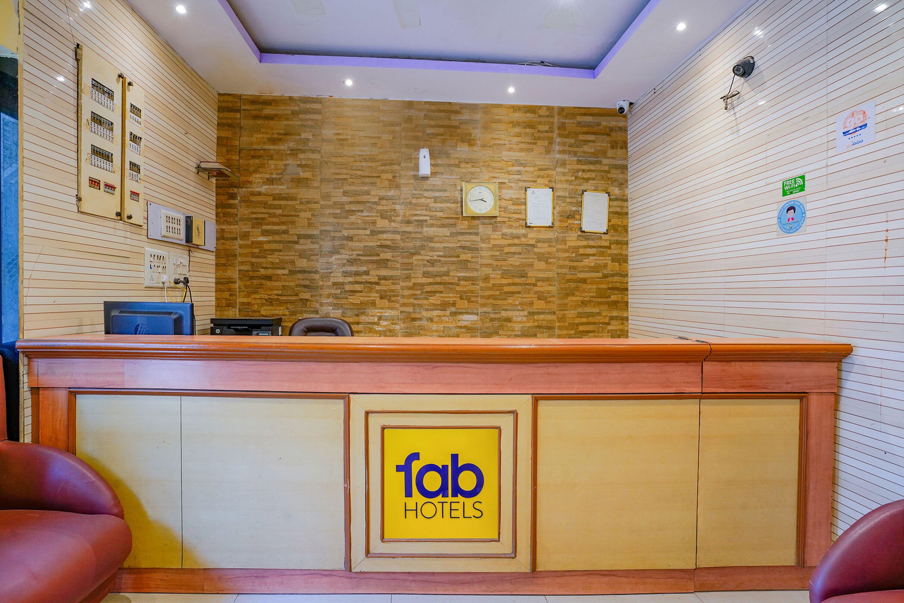 Fabexpress New Deepak - Nr & Csmt Station Hotel