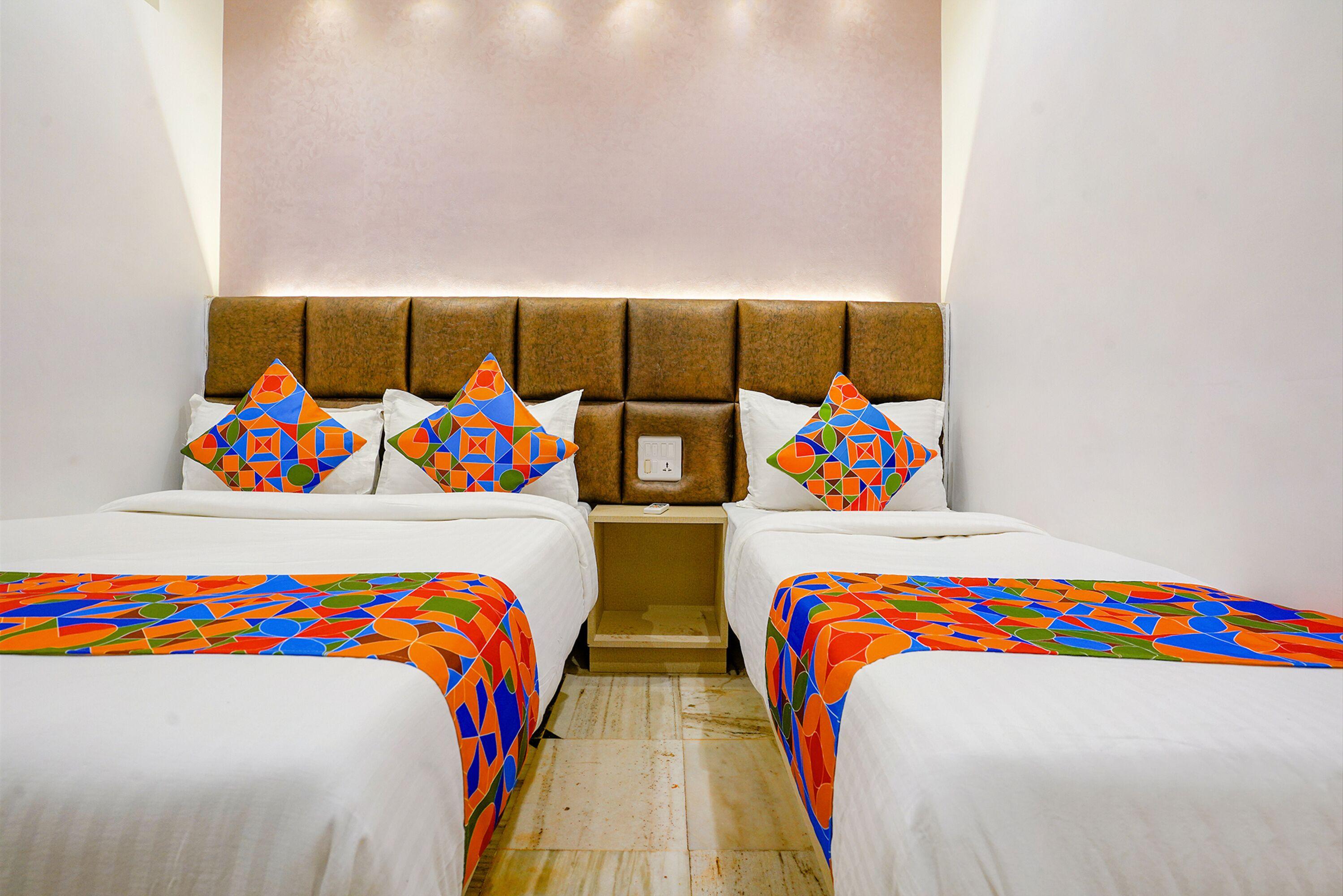 Hotel Fabexpress New Deepak - Nr & Csmt Station Mumbai