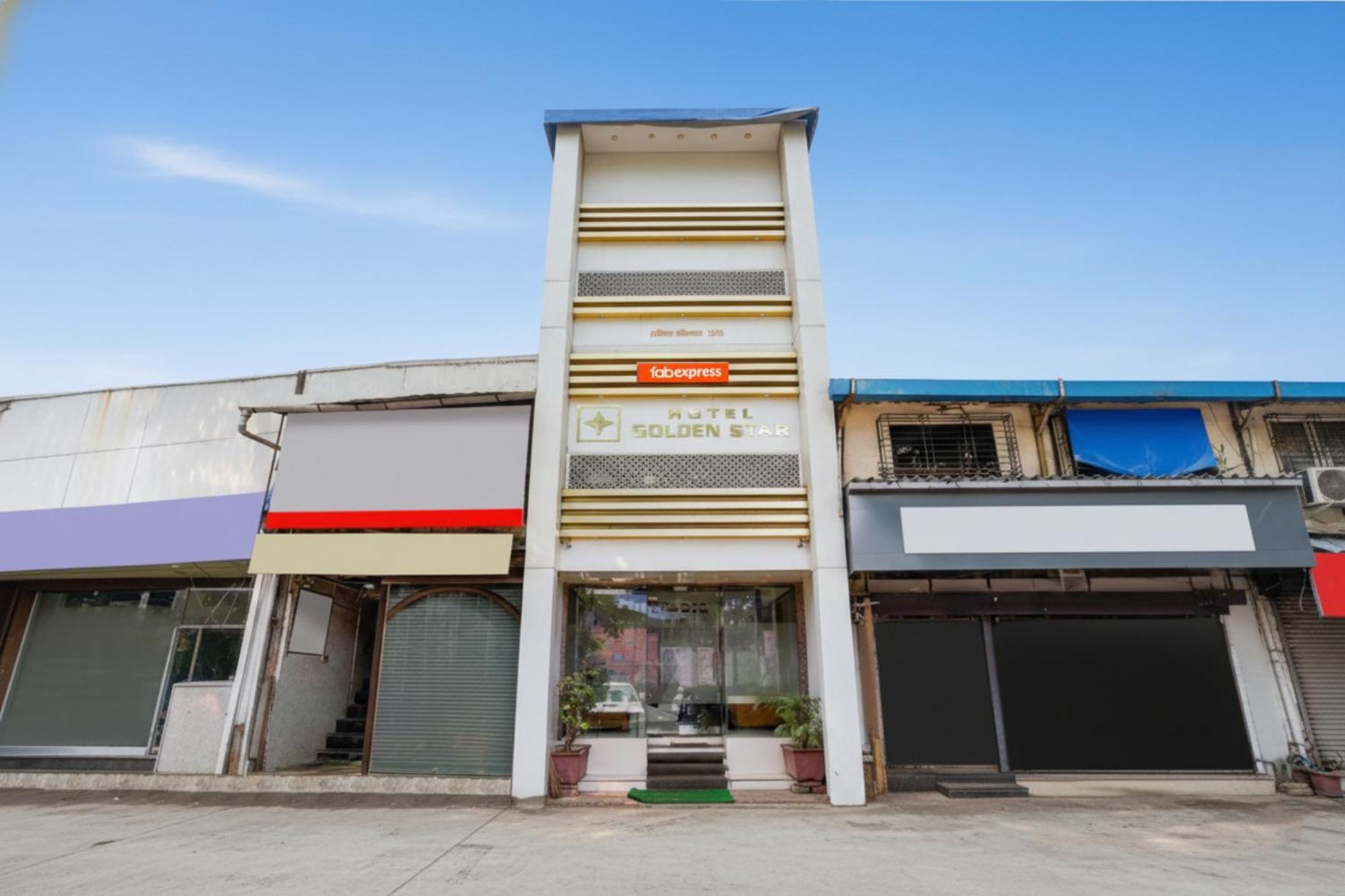 Fabhotel Golden Star Mumbai