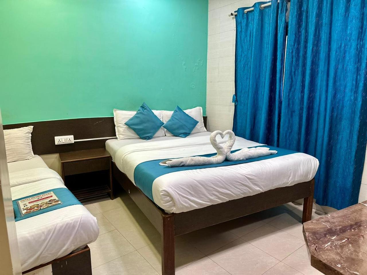 Metro Plaza 2* Mumbai