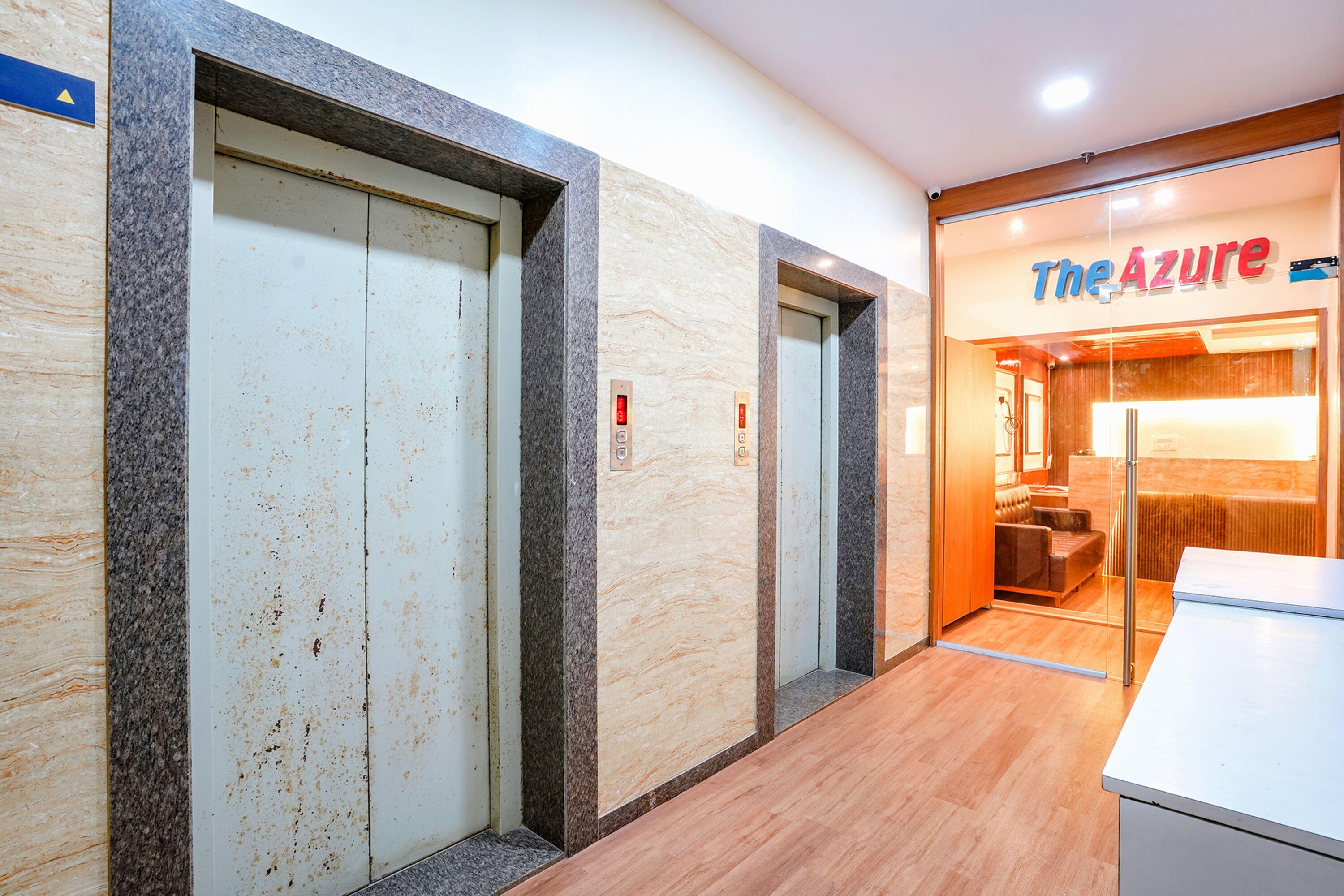 Fabhotel Azure - Nr. International Airport