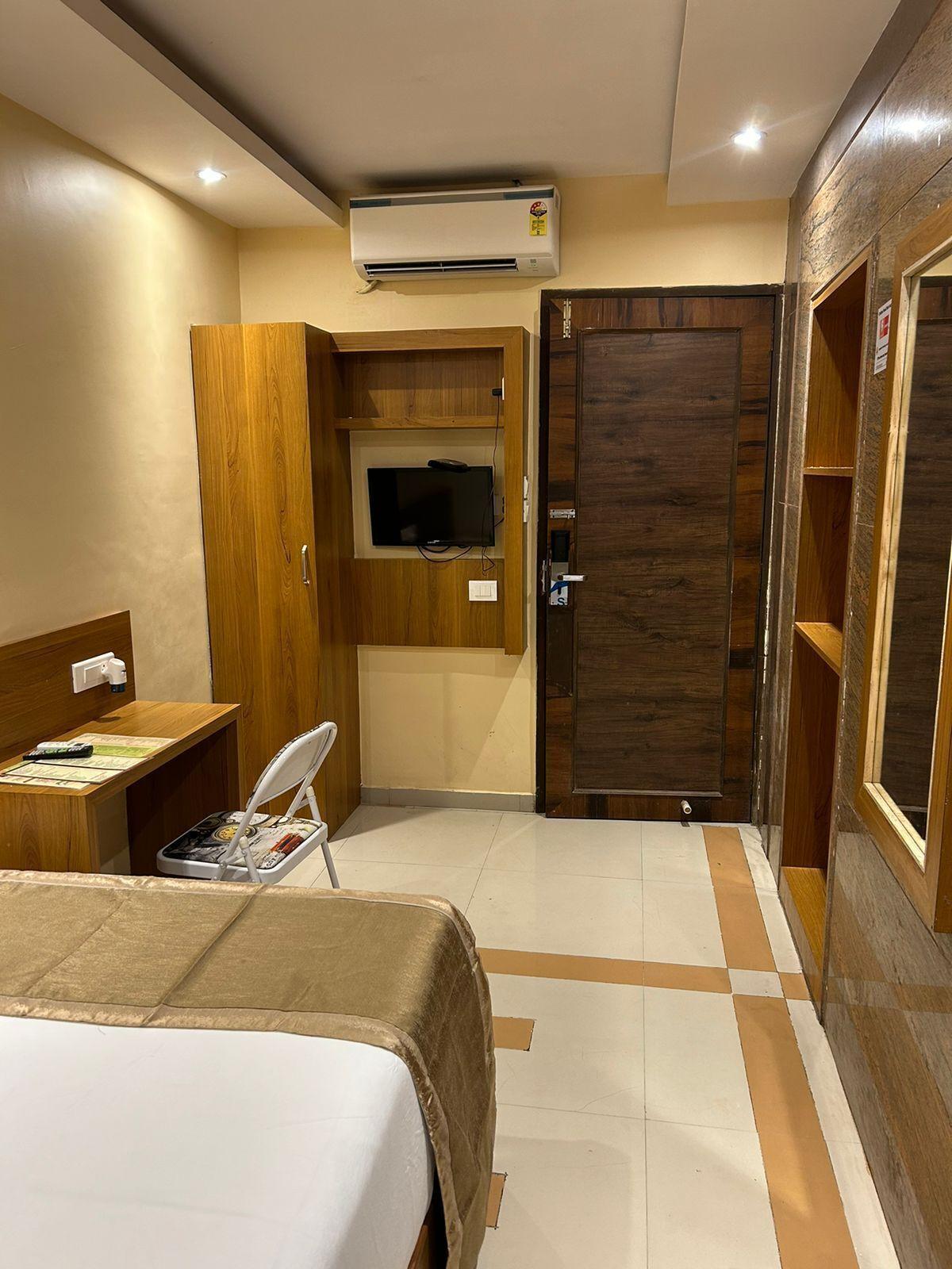 Hotel Bkc Mannat