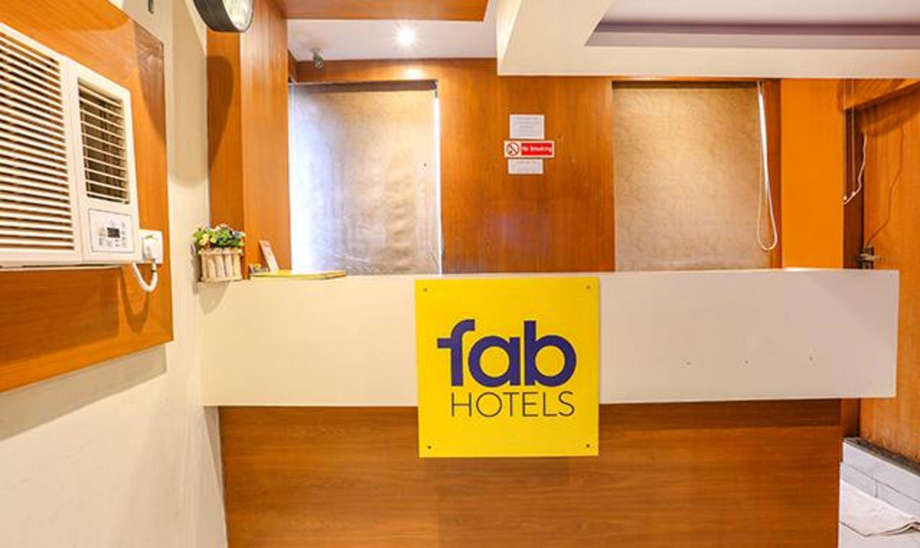 Hotel Via West - Nr International Airport 3*
