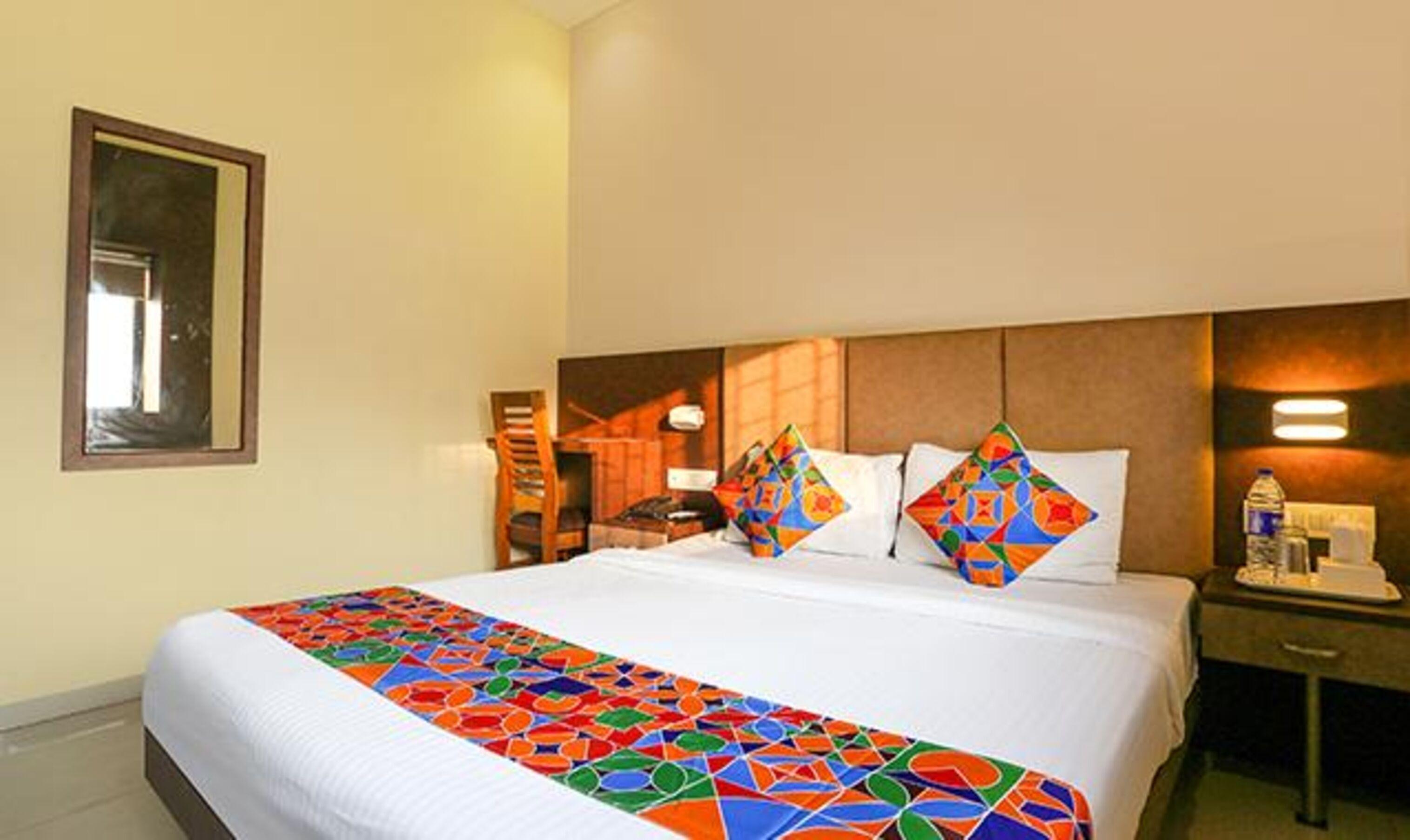 Hotel Via West - Nr International Airport 3*