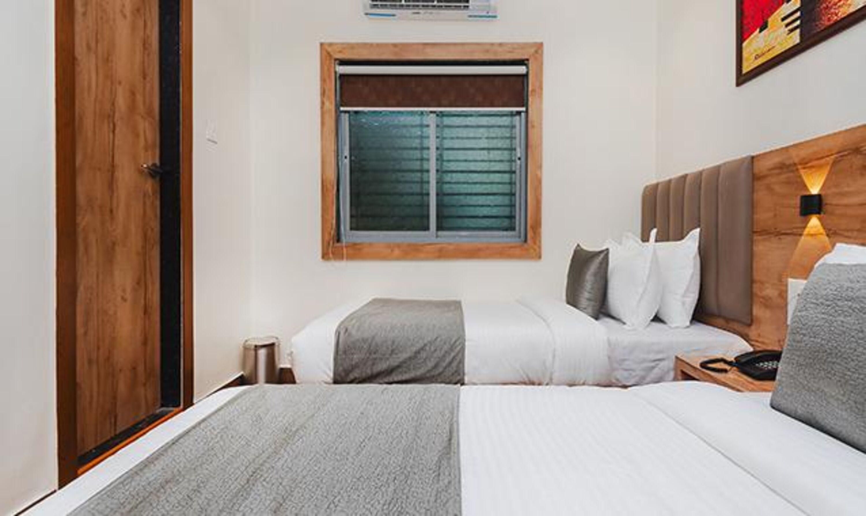 Airport Palace Hotel 3*