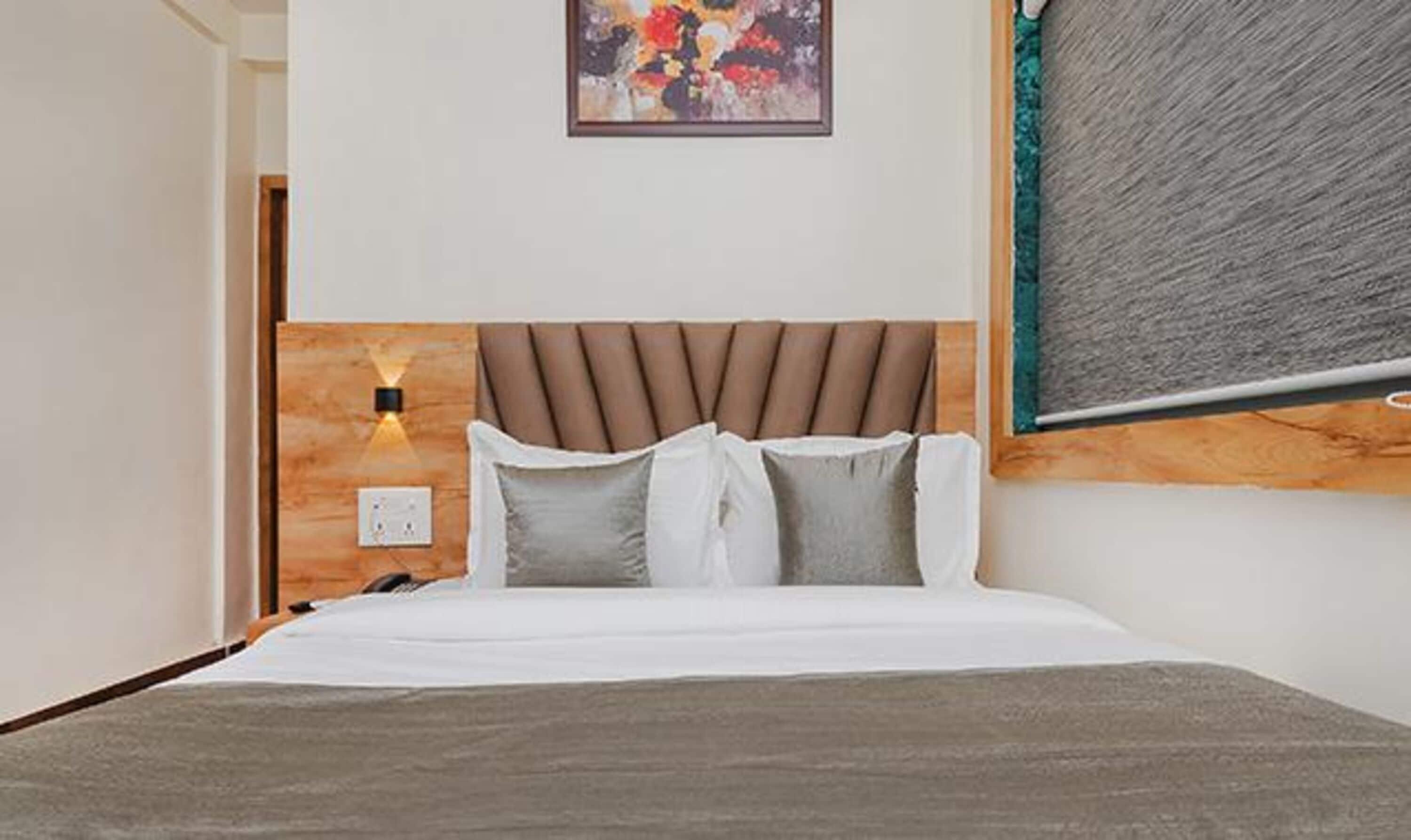 Hotel Airport Palace Mumbai