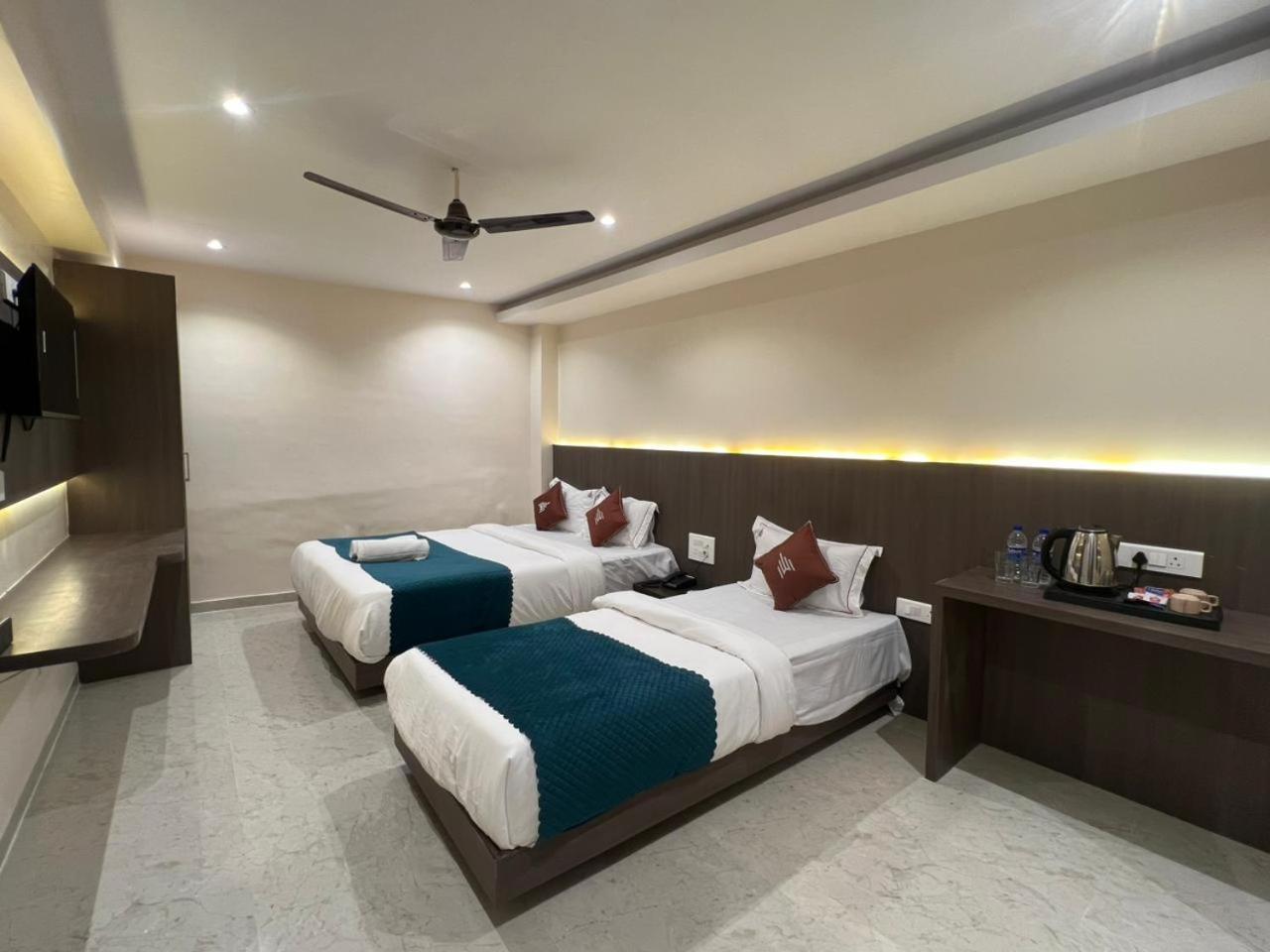 Hotel Casa Glitz Hotels-nesco Exhibition Centre Mumbai