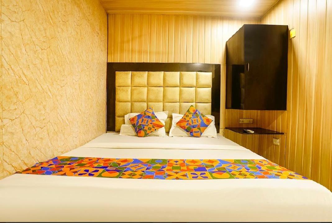 Colaba Janta 4* Mumbai