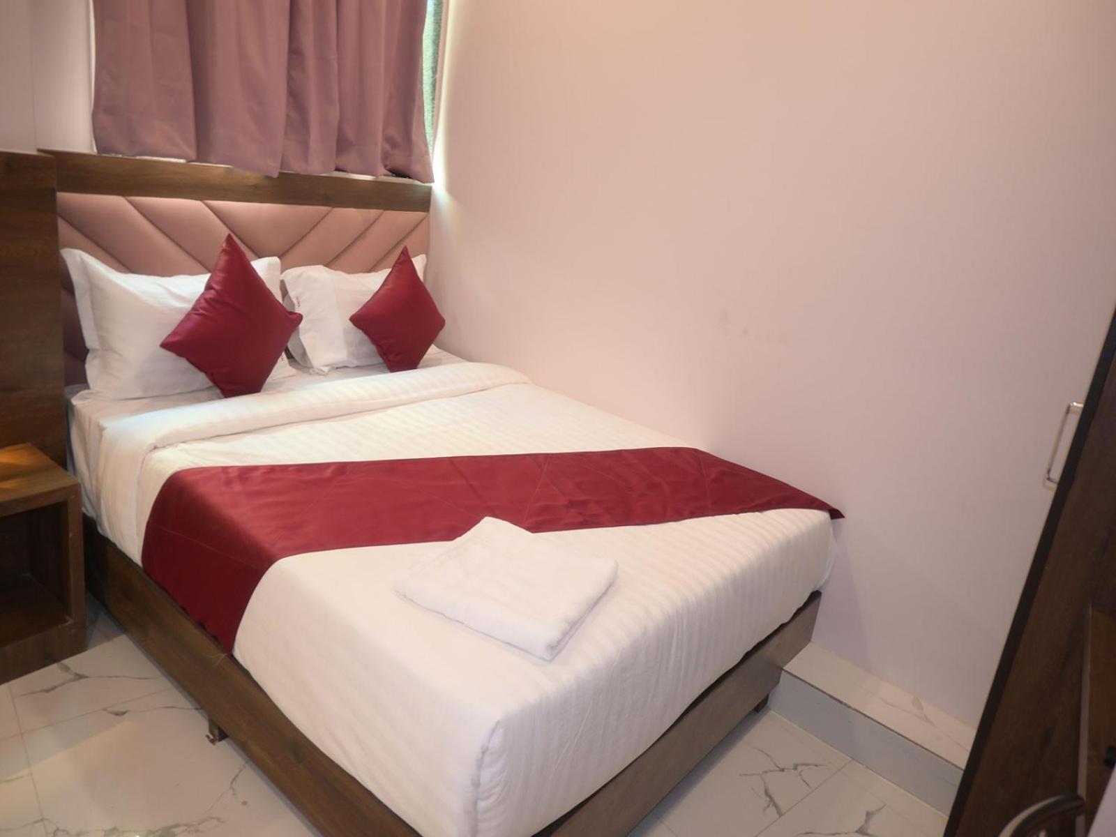 Classy Comfort Near Exhibition Centre Nesco 2*