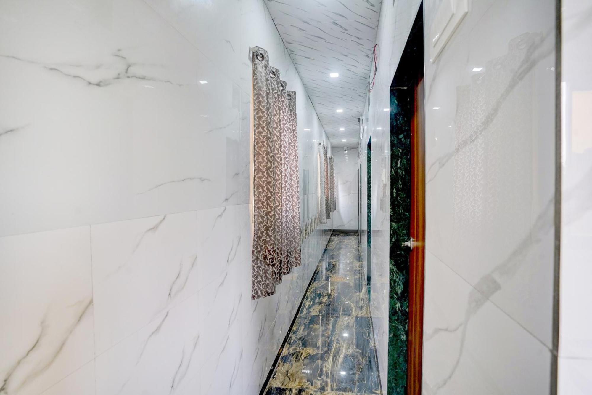 Hotel O Sr Residency Mumbai