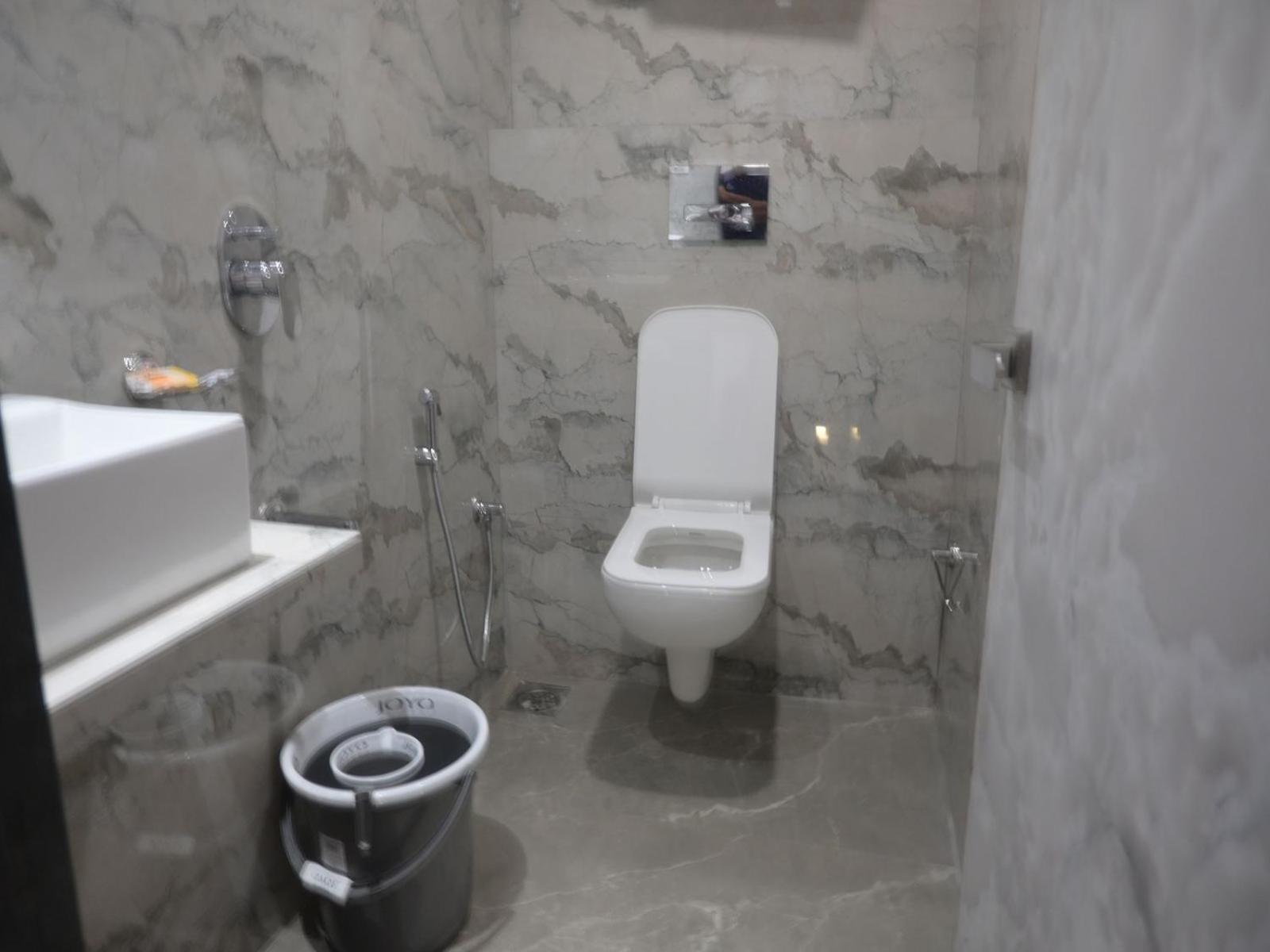 Hotel Classy Comfort Near Exhibition Centre Nesco 2*