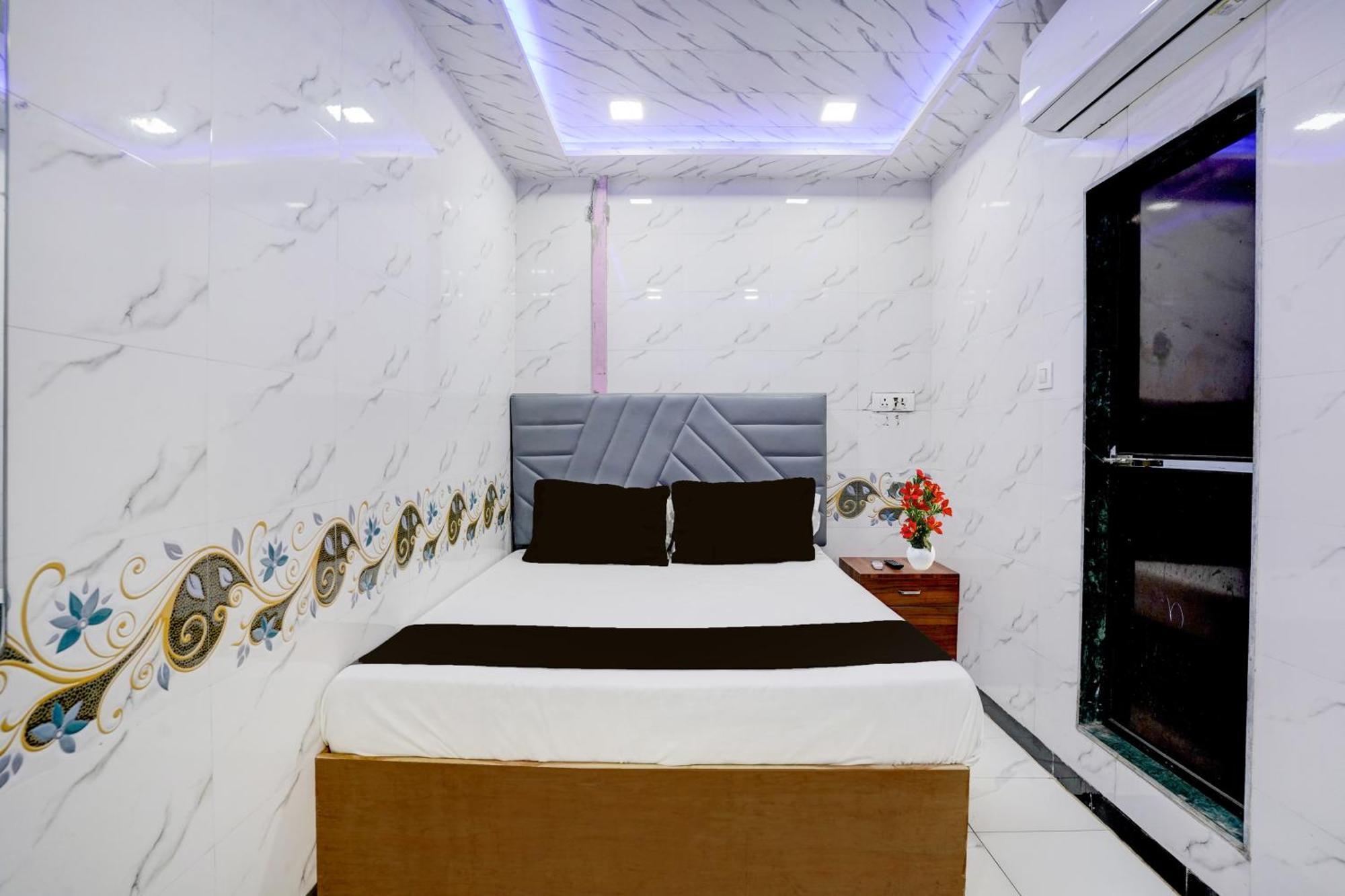 O Sr Residency Hotel