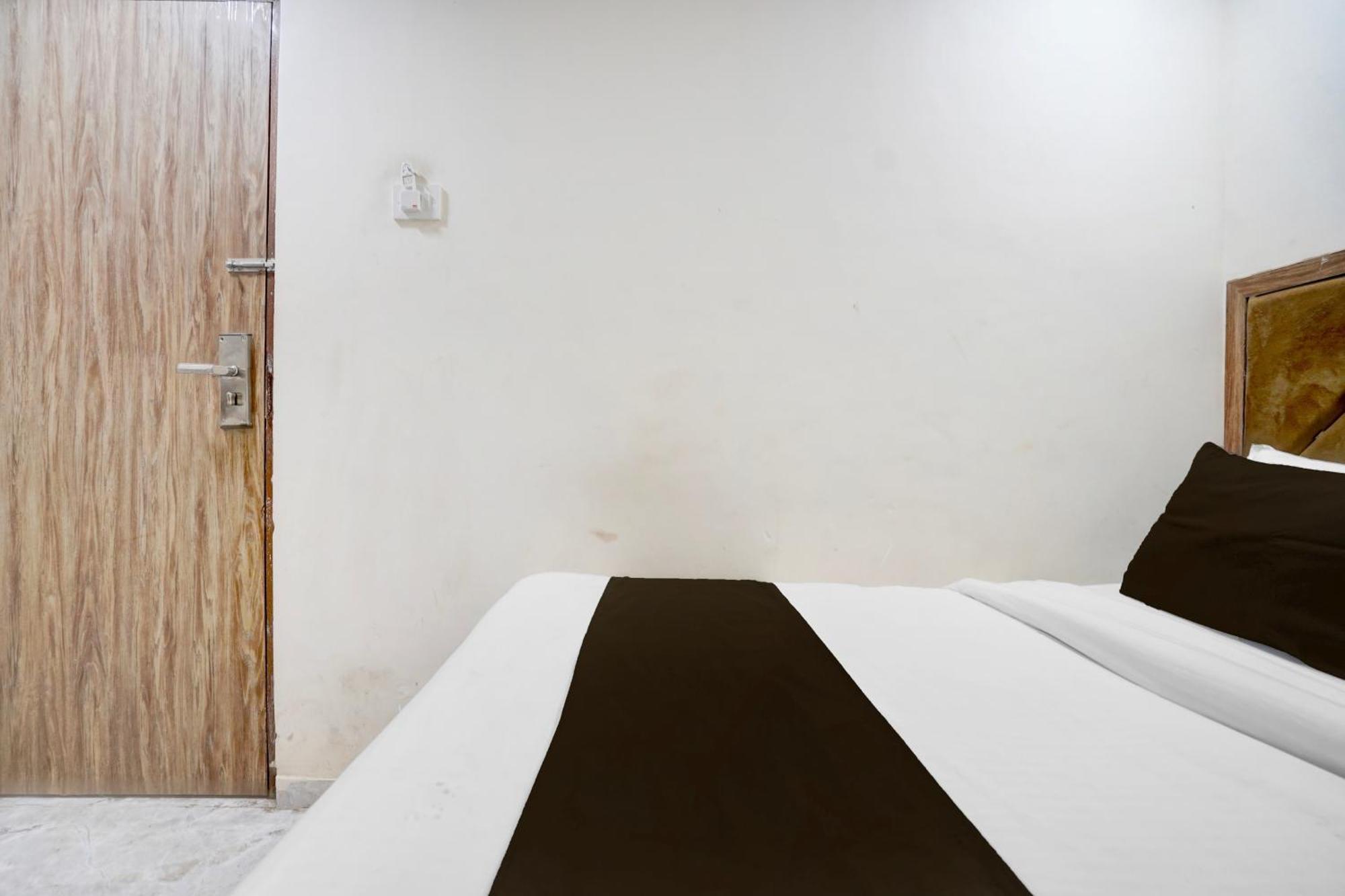 Super O Beverly Plaza Kurla Hotel