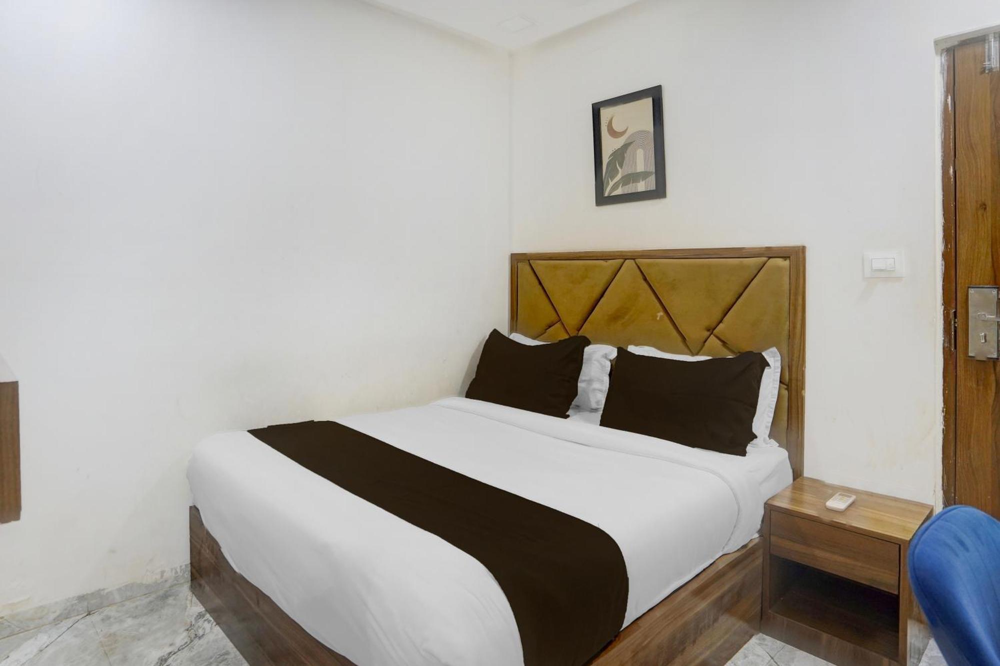 Super O Beverly Plaza Kurla 3*