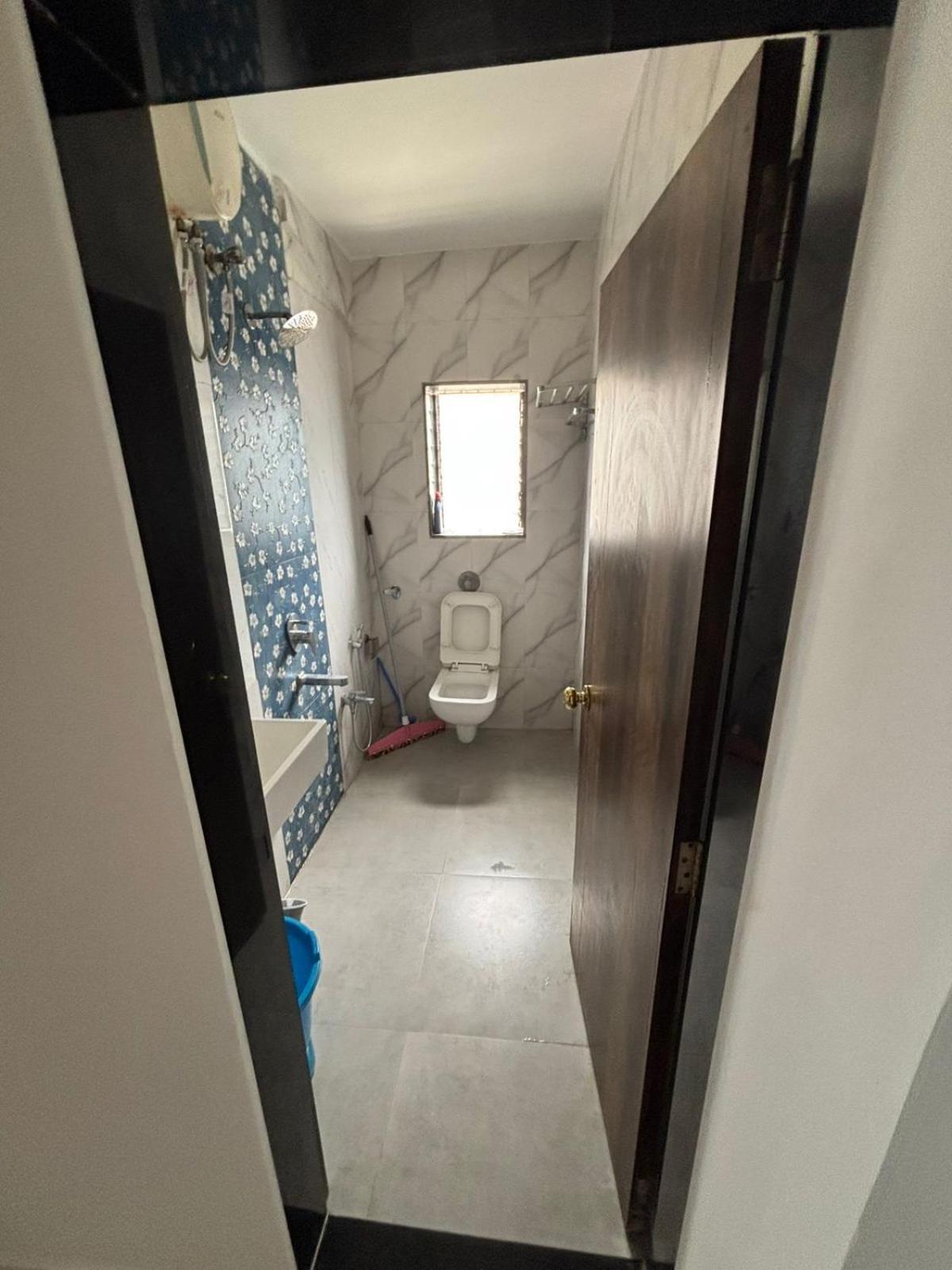 Mr Sweet Home's 7, 4* Mumbai