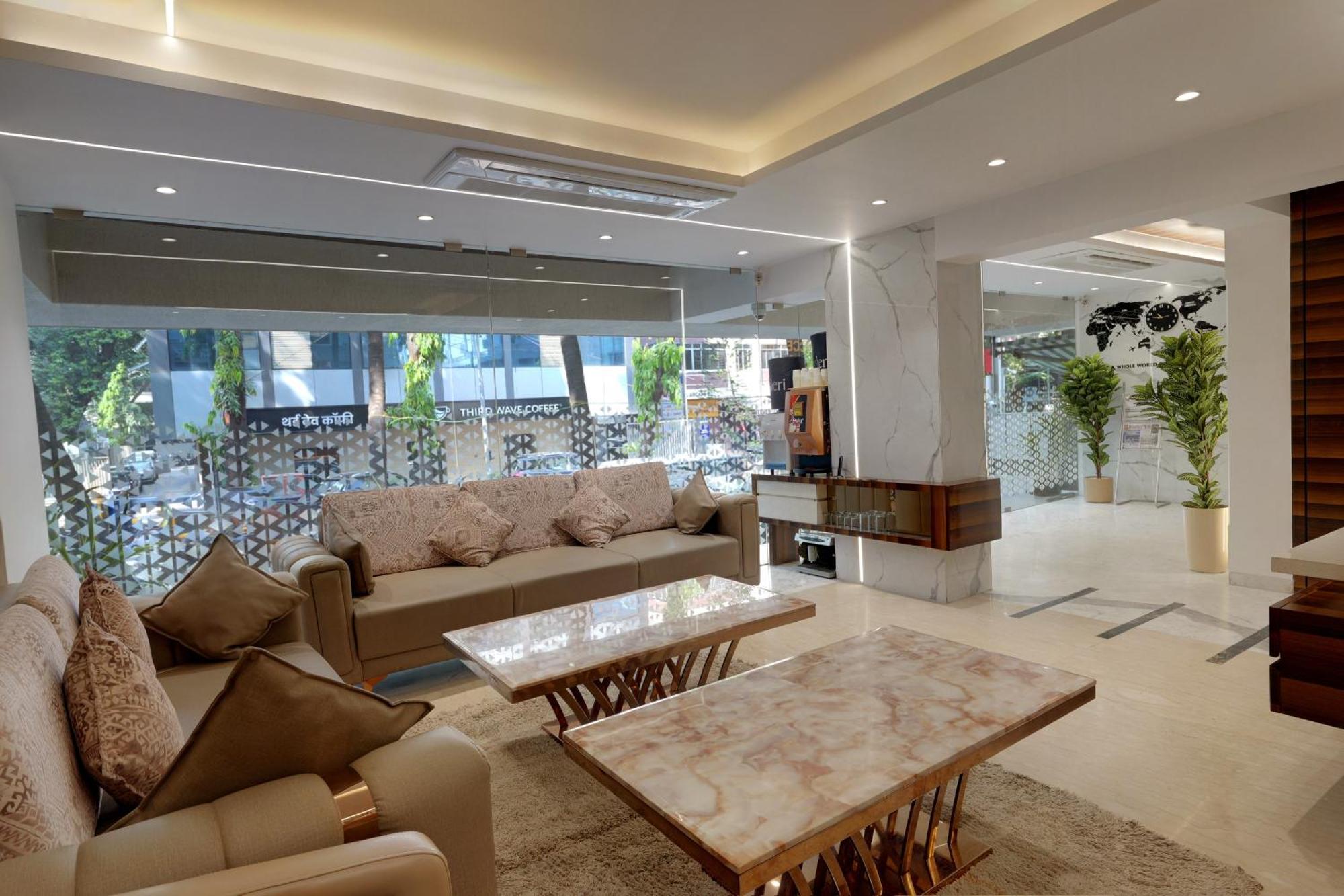 Planet Boutique Hotel 3*